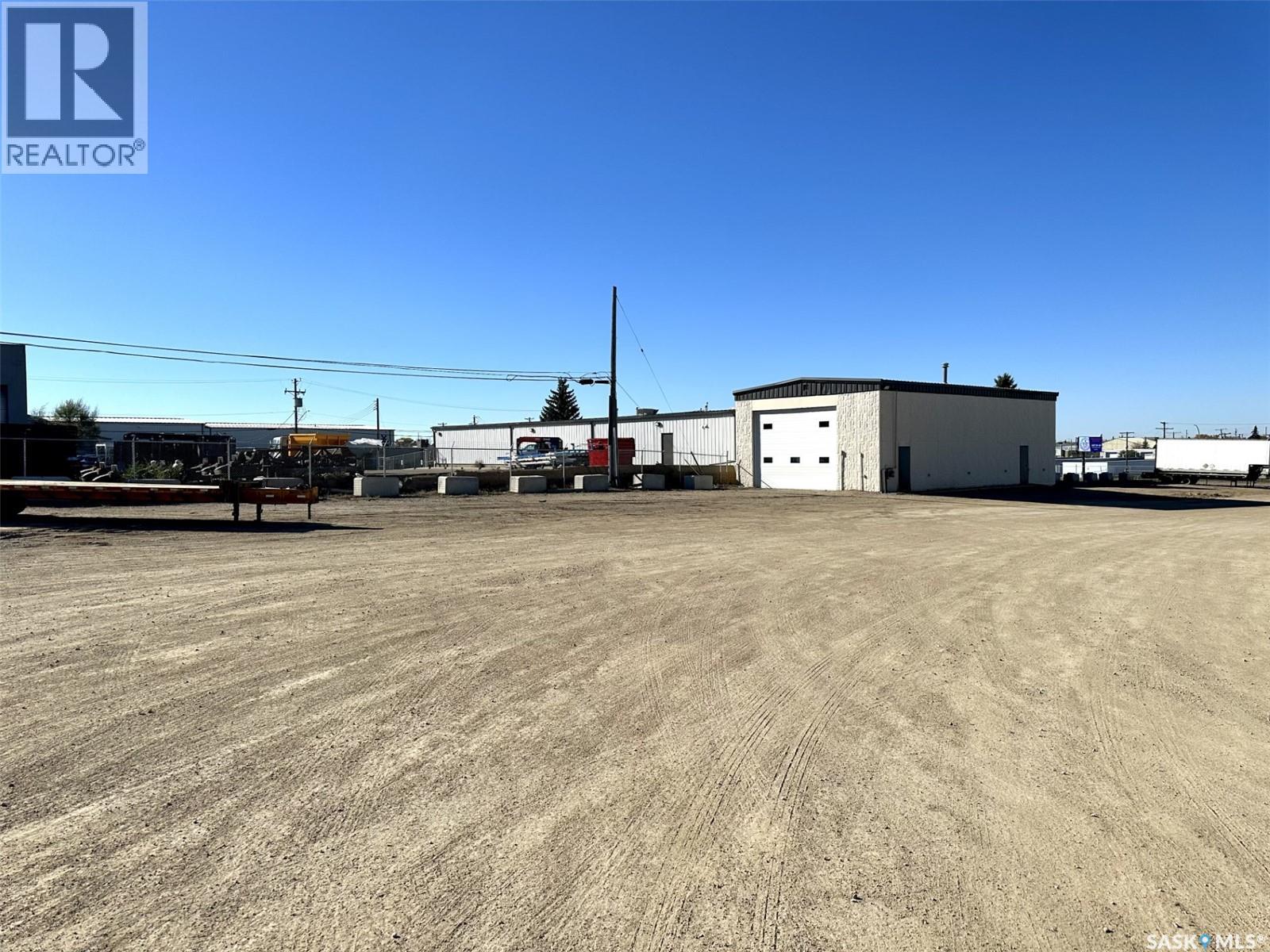 A-1 Trailer & Truck Repair Ltd., Saskatoon, Saskatchewan  S7L 1B9 - Photo 2 - SK025356