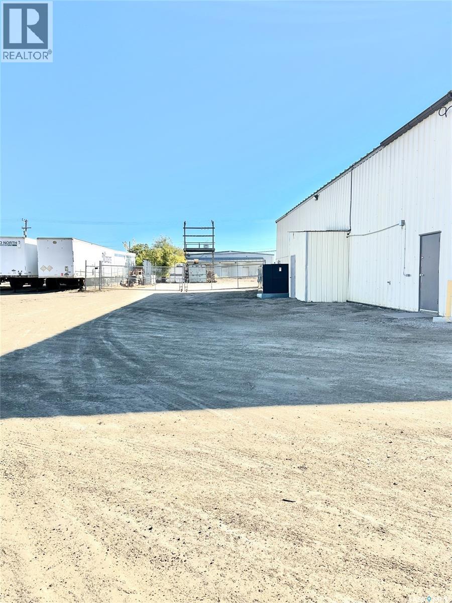 A-1 Trailer & Truck Repair Ltd., Saskatoon, Saskatchewan  S7L 1B9 - Photo 4 - SK025356