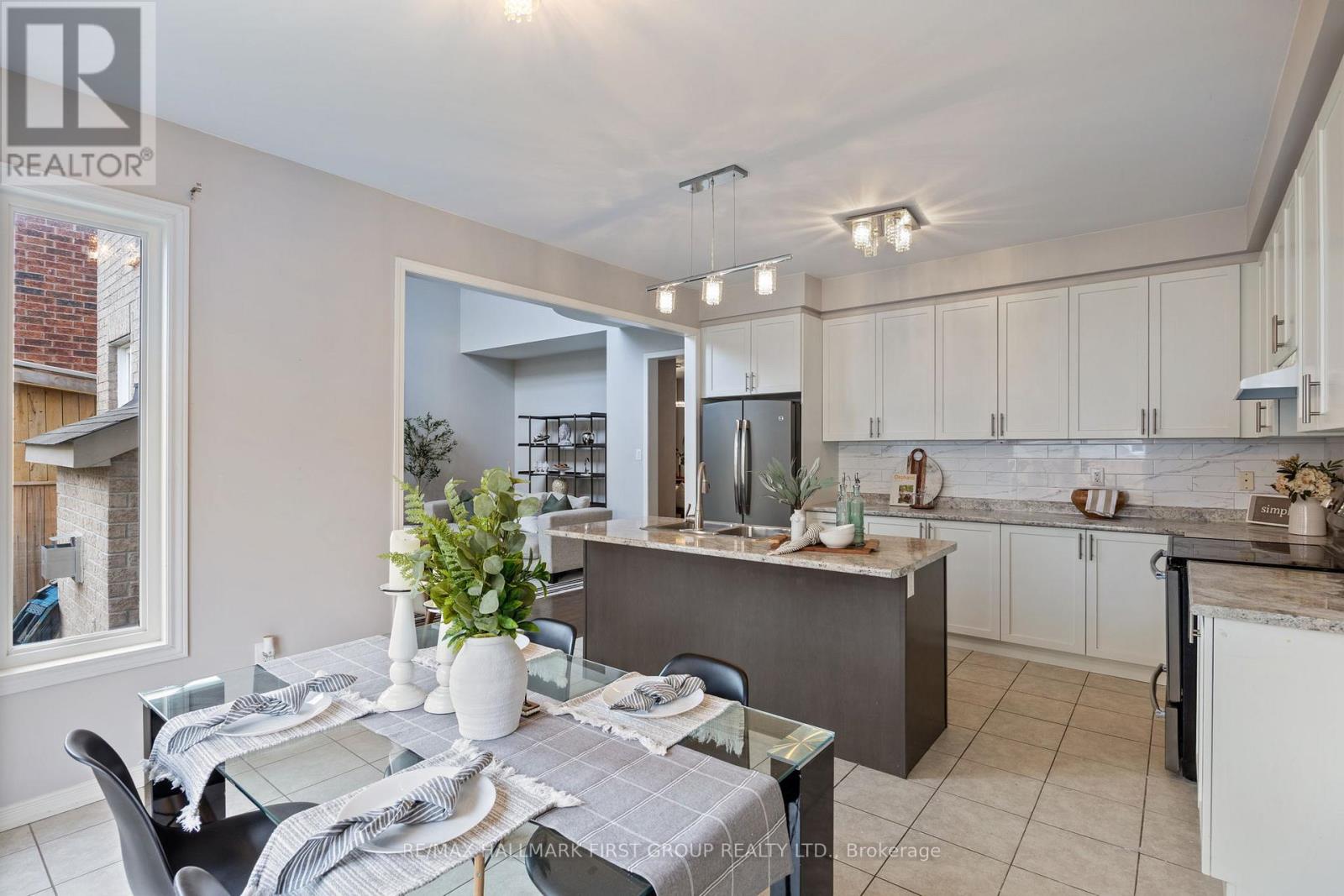 55 Buttonshaw Street, Clarington, Ontario  L1C 0S5 - Photo 11 - E12616432