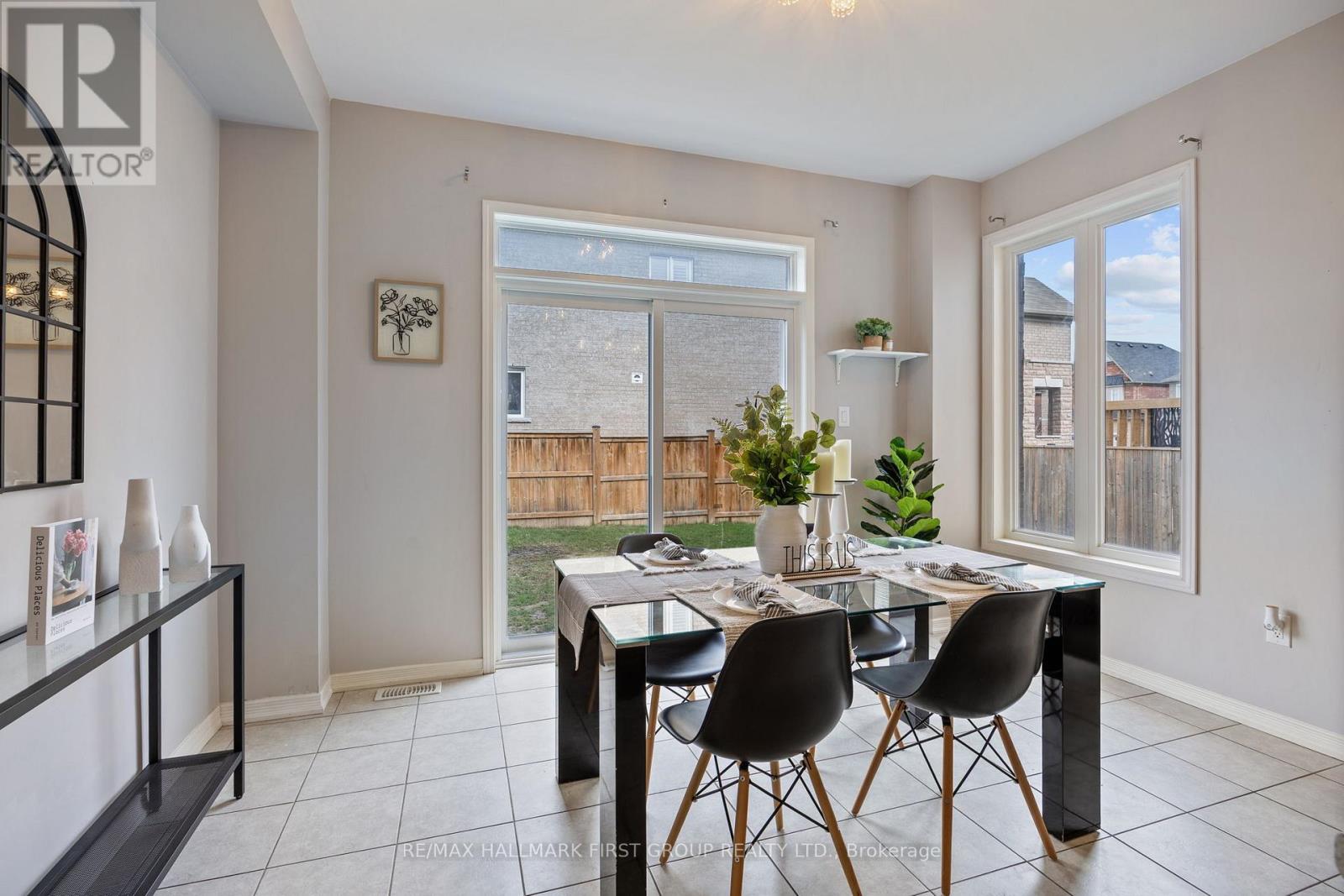 55 Buttonshaw Street, Clarington, Ontario  L1C 0S5 - Photo 12 - E12616432