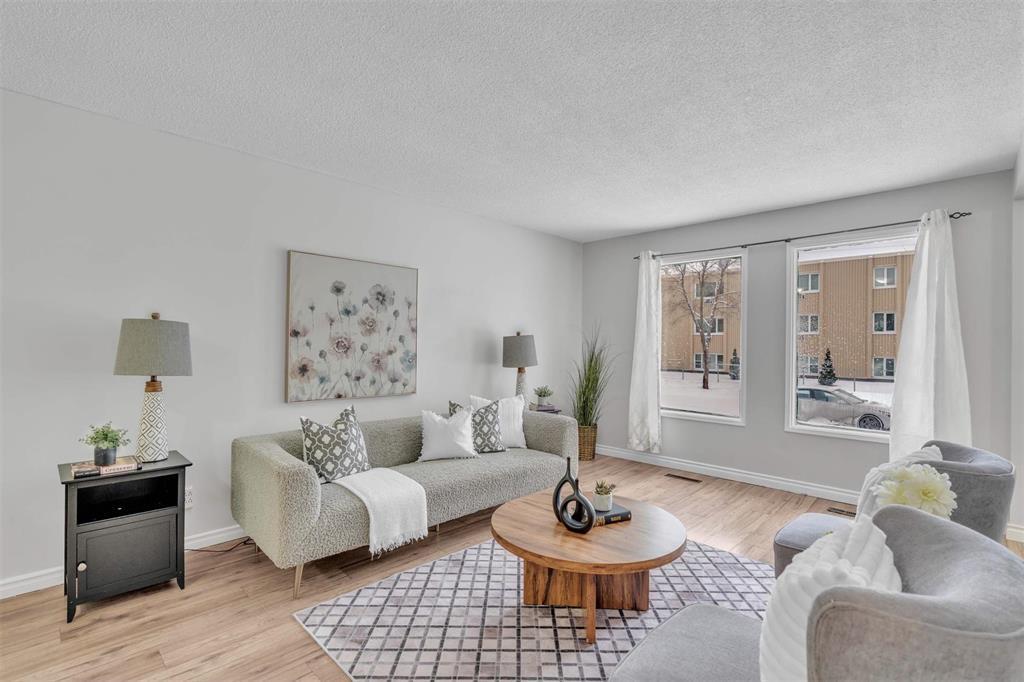 39 Marlow Court, Winnipeg, Manitoba  R2P 0A5 - Photo 4 - 202529732