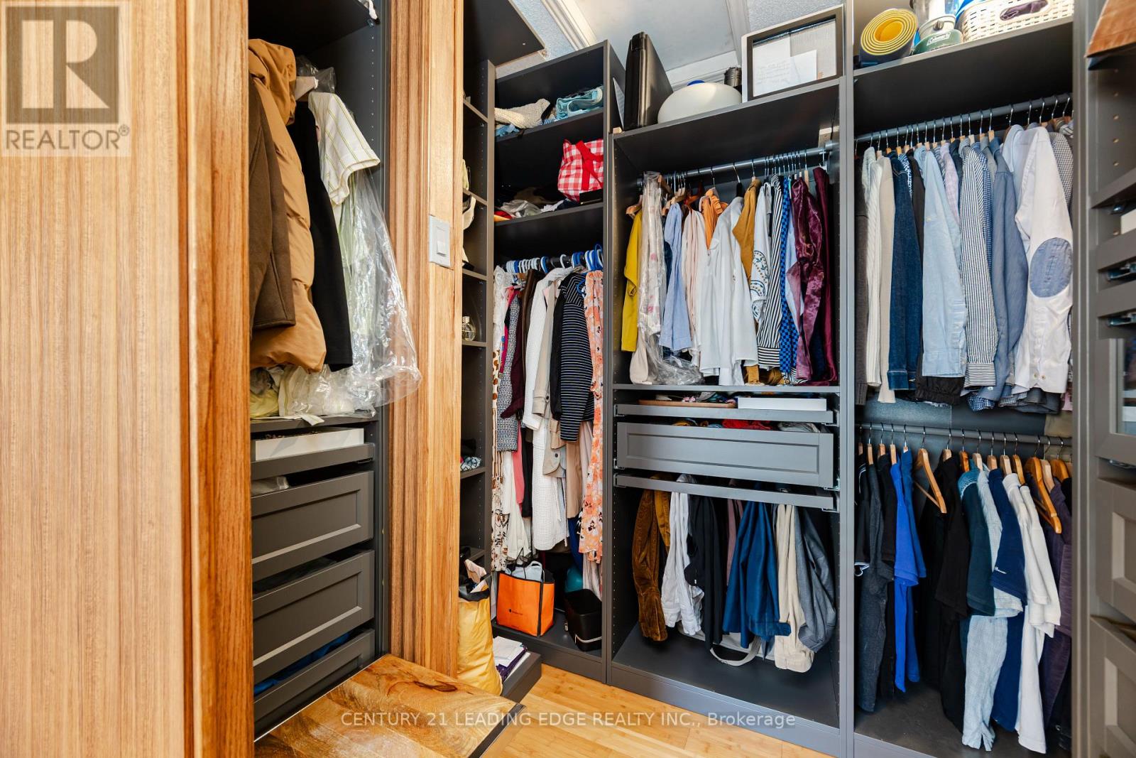 344 Marble Place, Newmarket, Ontario  L3X 2R7 - Photo 24 - N12616404