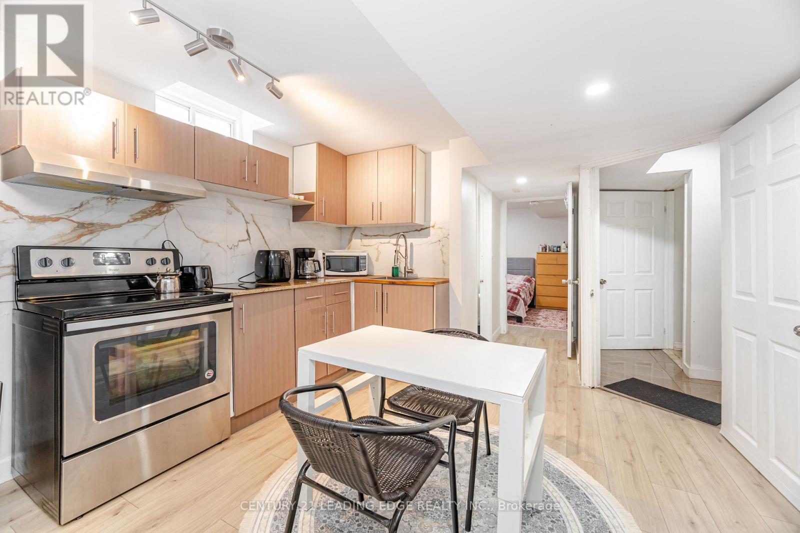 344 Marble Place, Newmarket, Ontario  L3X 2R7 - Photo 34 - N12616404