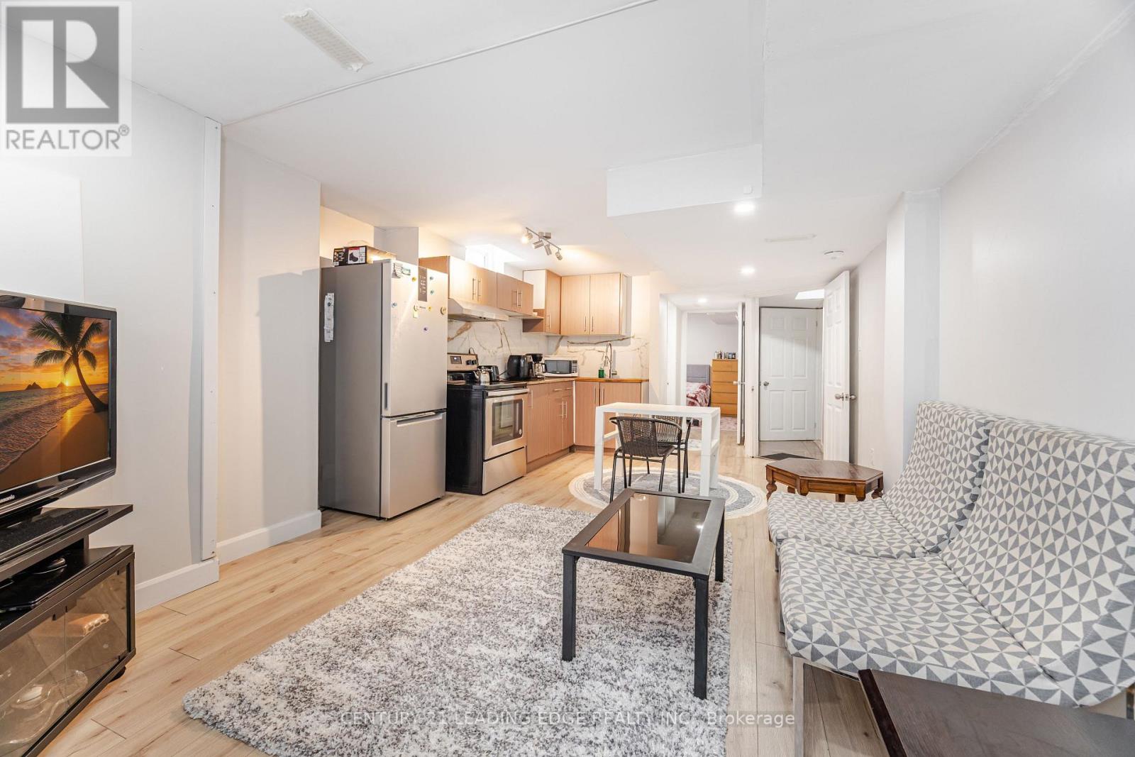 344 Marble Place, Newmarket, Ontario  L3X 2R7 - Photo 37 - N12616404