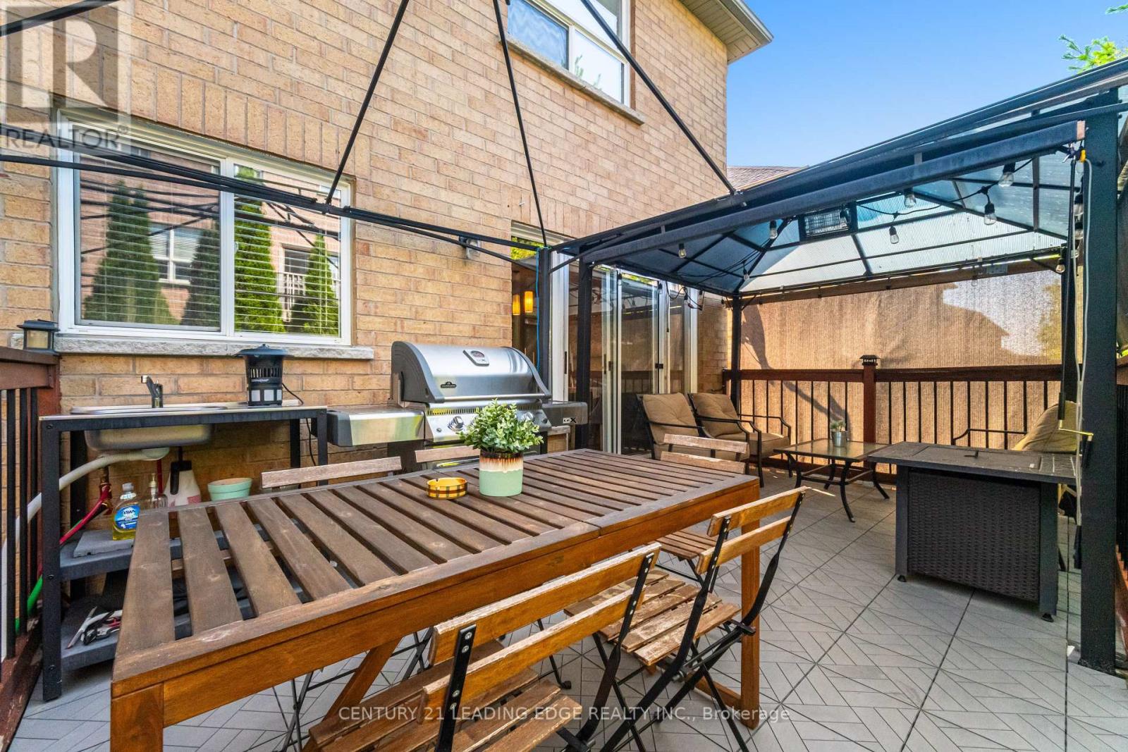 344 Marble Place, Newmarket, Ontario  L3X 2R7 - Photo 44 - N12616404