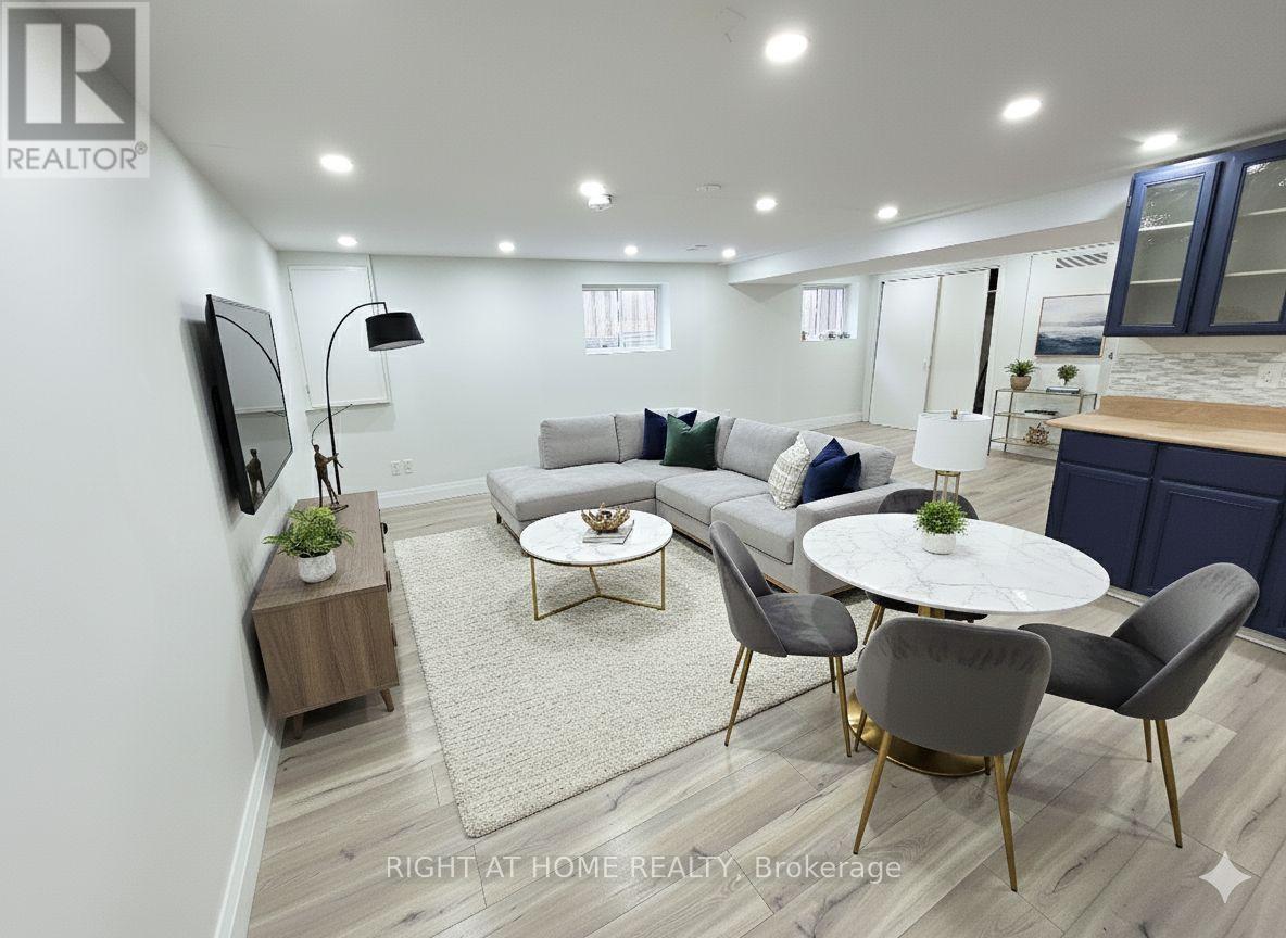 BASEMENT - 588 BROOKS HOWARD COURT, Newmarket, Ontario