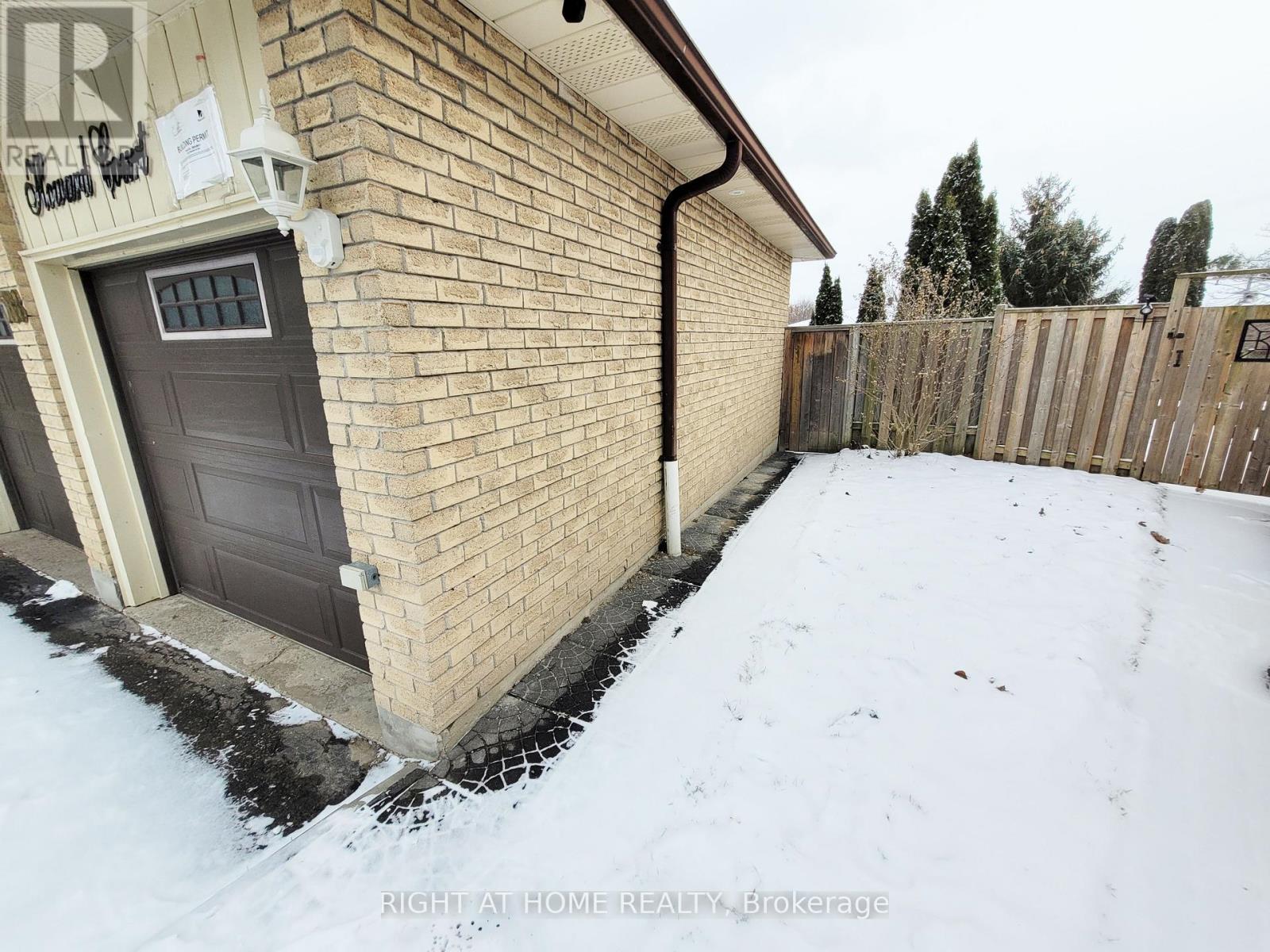 Basement - 588 Brooks Howard Court, Newmarket, Ontario  L3Y 6V1 - Photo 11 - N12616452