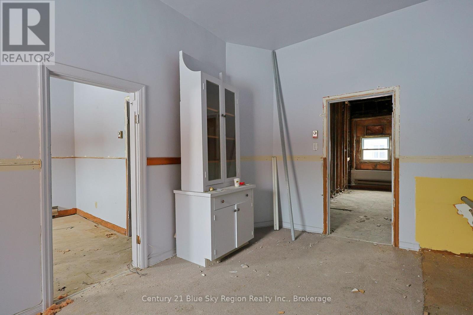 158 Main Street W, North Bay, Ontario  P1B 2T5 - Photo 17 - X12616536