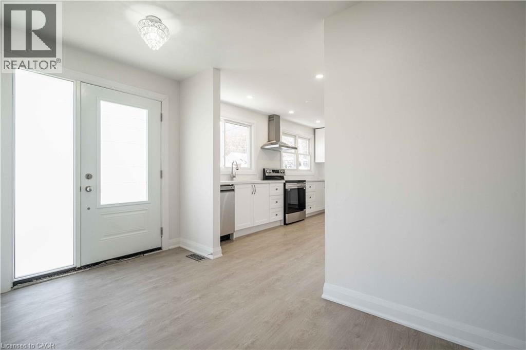 1 Hill Place Unit# A, Hamilton, Ontario  L8G 2W3 - Photo 7 - 40793366