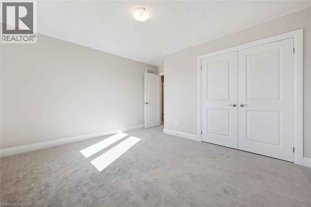 916 Valencia Court, Kitchener, Ontario  N2R 0R5 - Photo 19 - 40779385