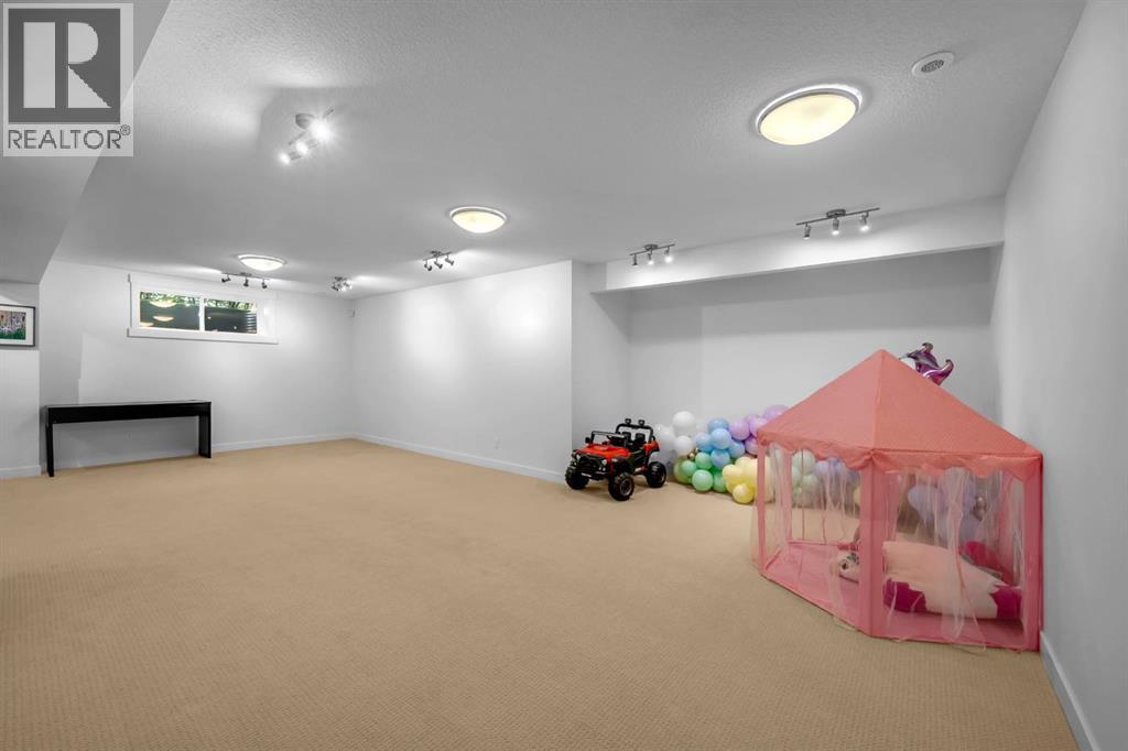 233 Cranarch Common Se, Calgary, Alberta  T3M 1M3 - Photo 27 - A2261633