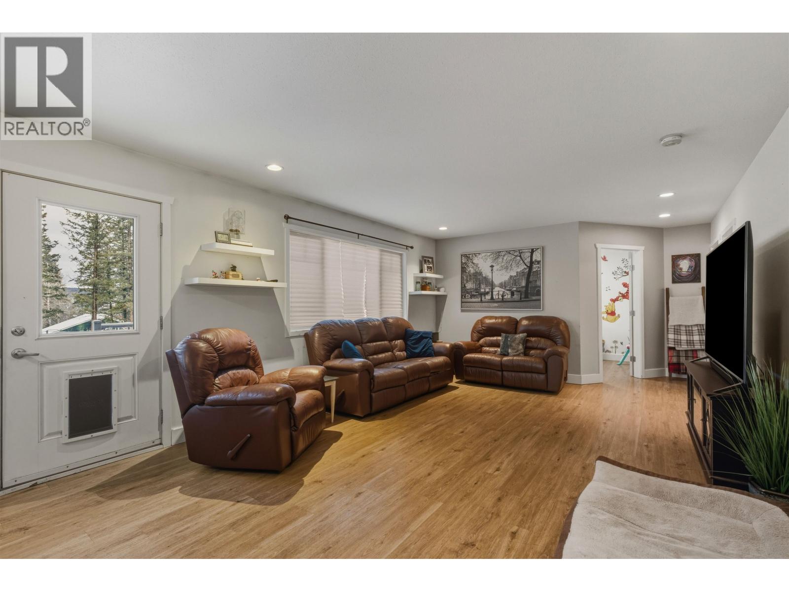 506 Schmidt Road, Williams Lake, British Columbia  V2G 3J8 - Photo 9 - R3073255