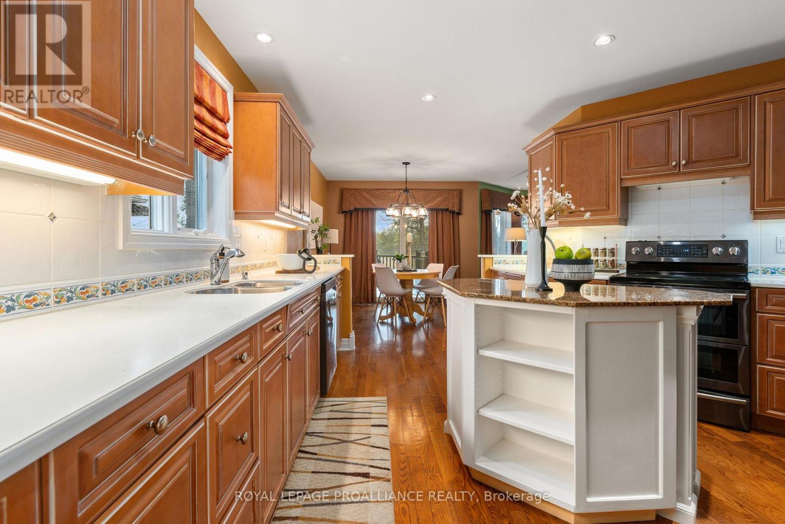 71 Oak Ridge Boulevard, Belleville, Ontario  K8N 5W3 - Photo 10 - X12616560