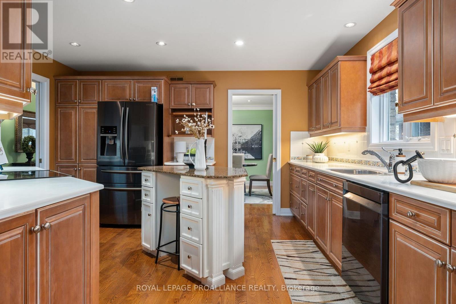 71 Oak Ridge Boulevard, Belleville, Ontario  K8N 5W3 - Photo 11 - X12616560