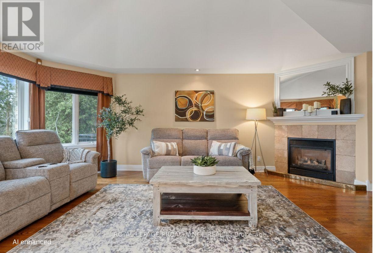 71 Oak Ridge Boulevard, Belleville, Ontario  K8N 5W3 - Photo 13 - X12616560