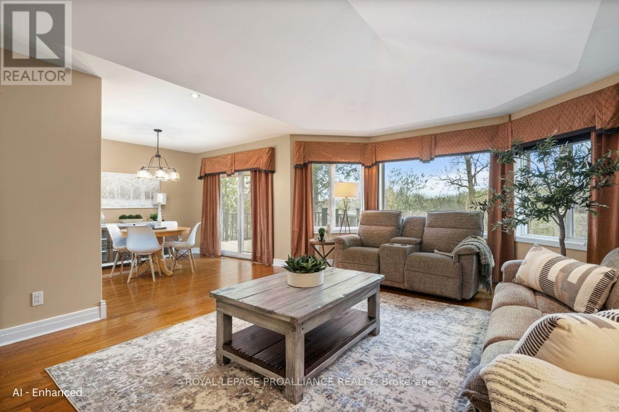 71 Oak Ridge Boulevard, Belleville, Ontario  K8N 5W3 - Photo 15 - X12616560