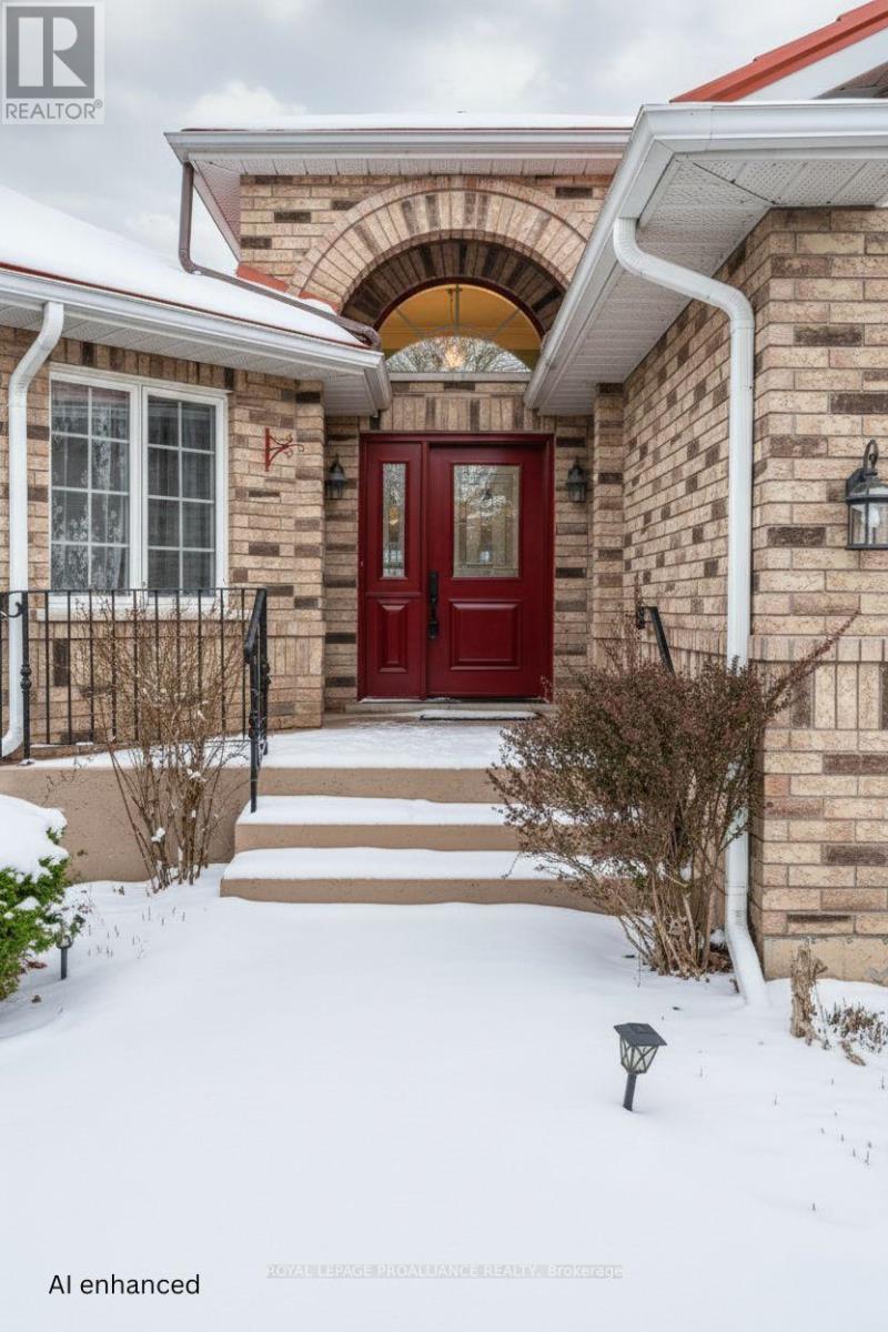 71 Oak Ridge Boulevard, Belleville, Ontario  K8N 5W3 - Photo 3 - X12616560