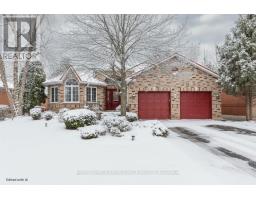 71 OAK RIDGE BOULEVARD, Belleville, Ontario
