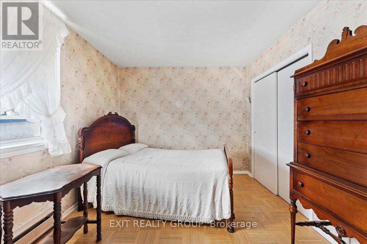 36 Valleyview Crescent, Belleville, Ontario  K8P 3G1 - Photo 23 - X12616562