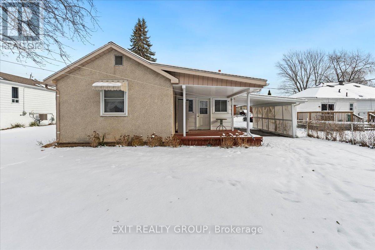 36 Valleyview Crescent, Belleville, Ontario  K8P 3G1 - Photo 31 - X12616562