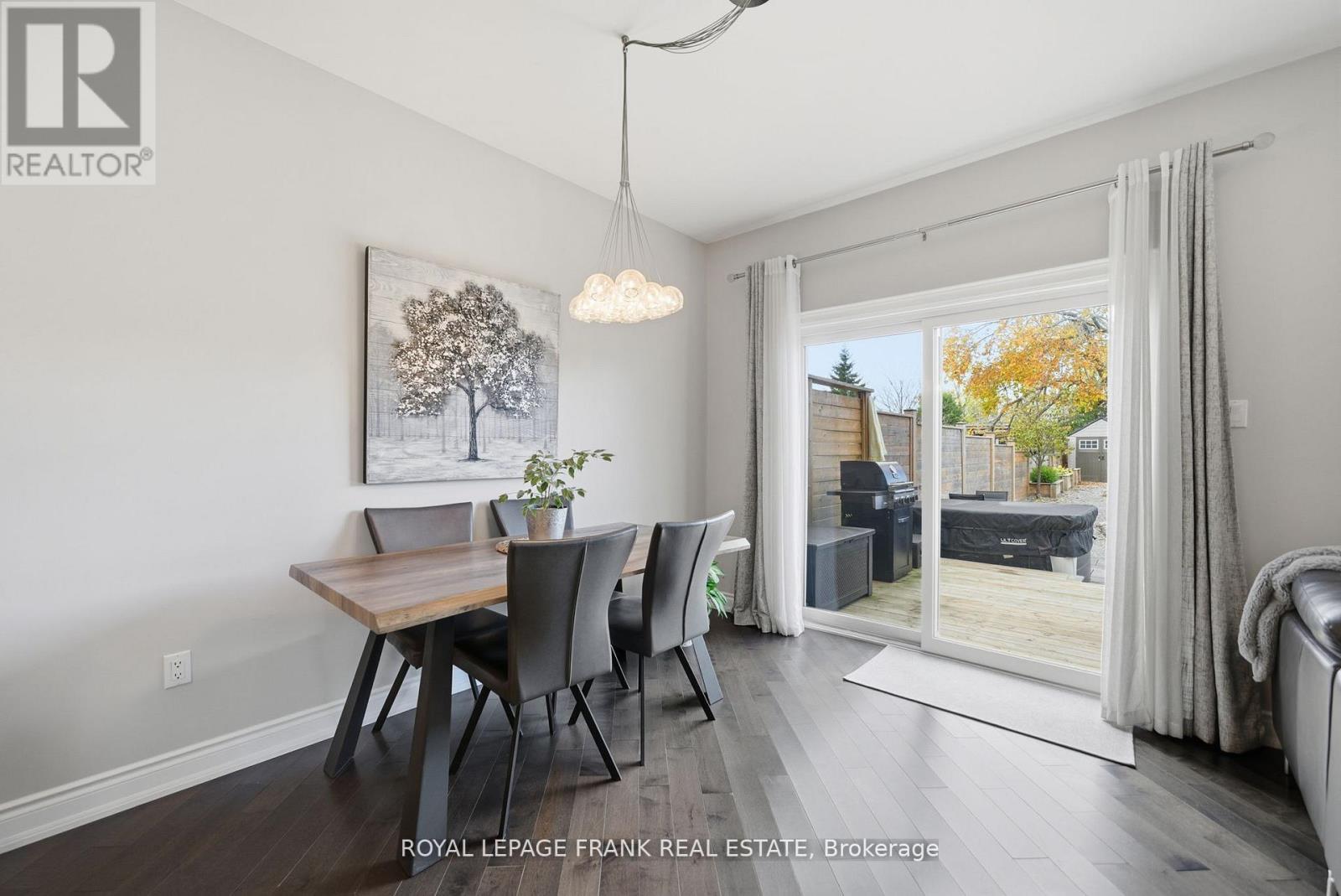 62 Helen Street, Kawartha Lakes, Ontario  K0M 1A0 - Photo 10 - X12616622