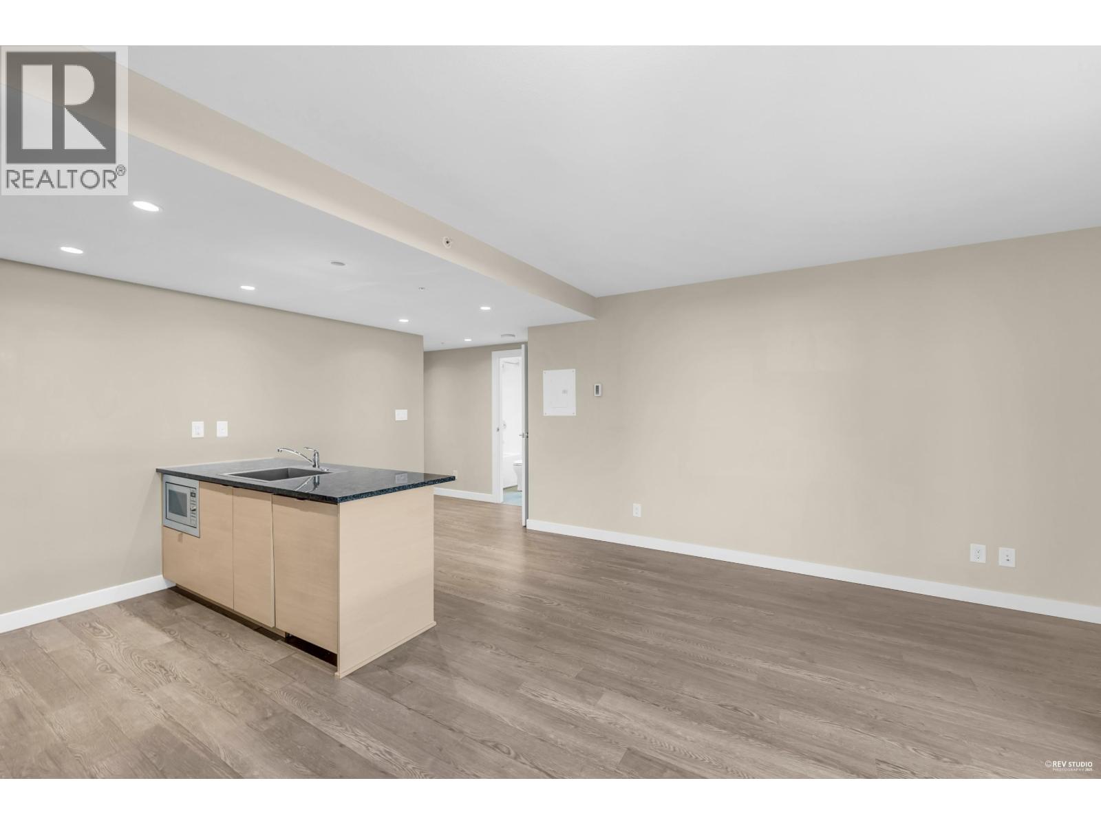 2503 489 Interurban Way, Vancouver, British Columbia  V5X 0C7 - Photo 8 - R3073200