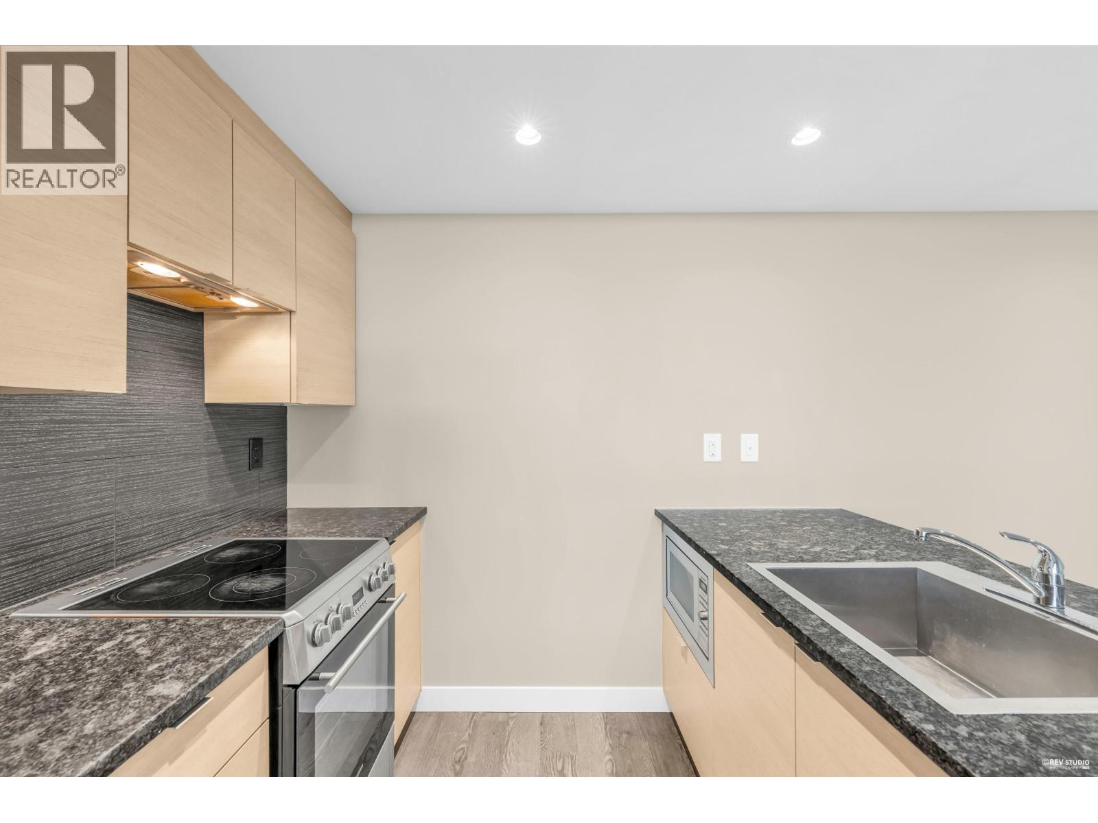 2503 489 Interurban Way, Vancouver, British Columbia  V5X 0C7 - Photo 5 - R3073200