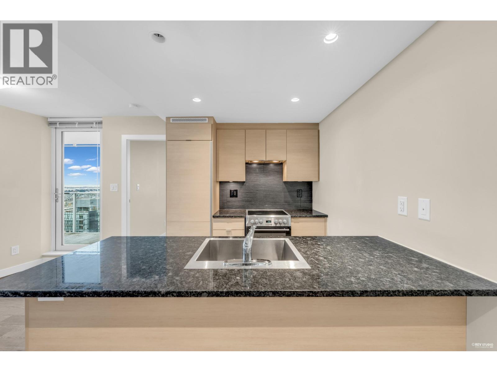 2503 489 Interurban Way, Vancouver, British Columbia  V5X 0C7 - Photo 6 - R3073200