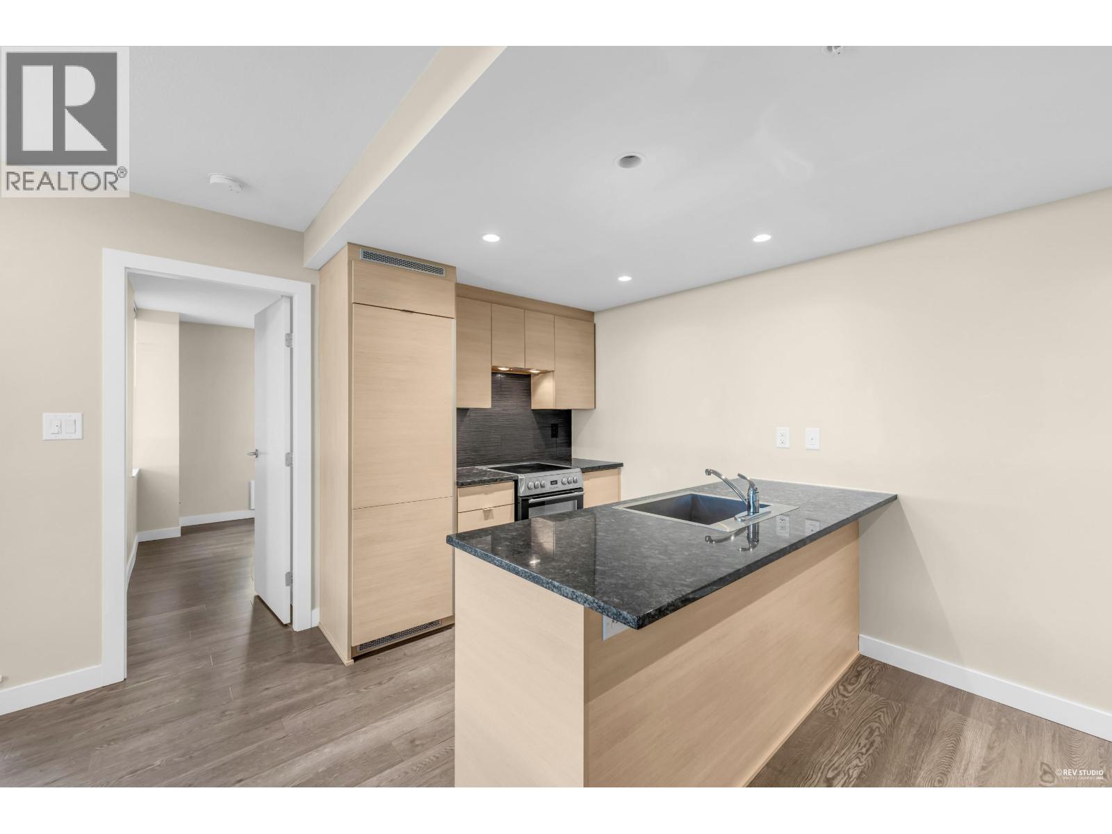 2503 489 Interurban Way, Vancouver, British Columbia  V5X 0C7 - Photo 4 - R3073200