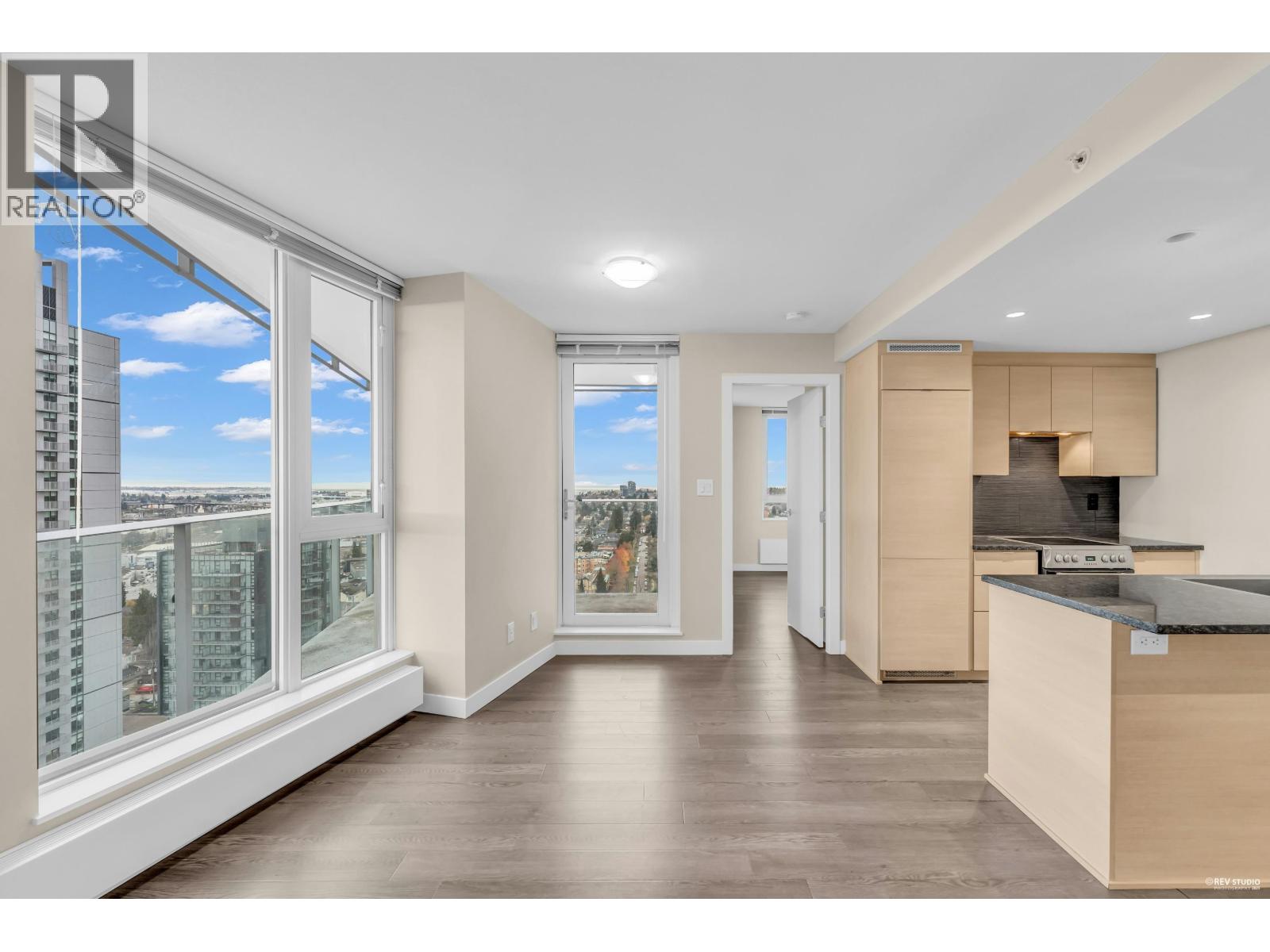 2503 489 Interurban Way, Vancouver, British Columbia  V5X 0C7 - Photo 2 - R3073200