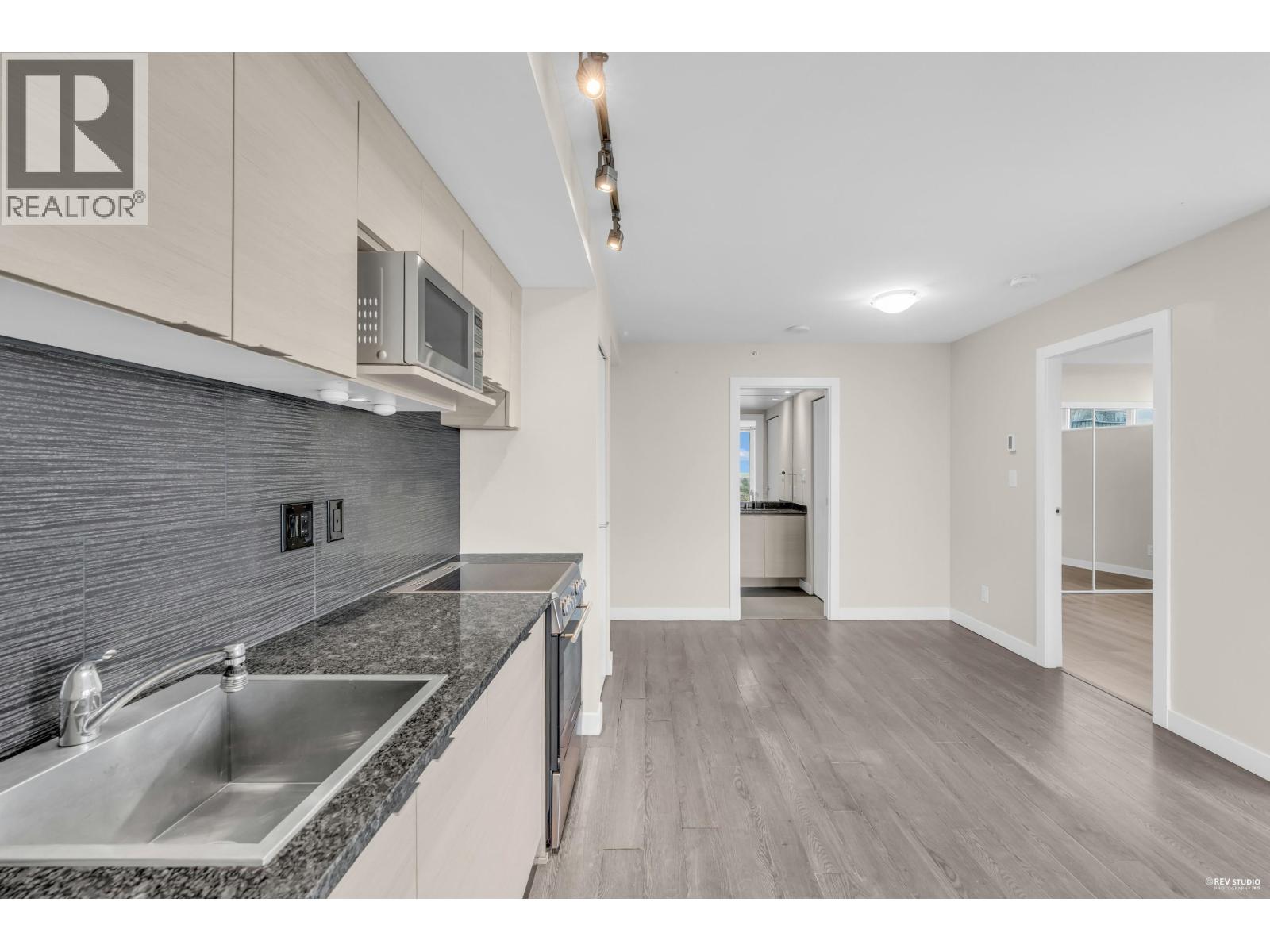 2203 488 Sw Marine Drive, Vancouver, British Columbia  V5X 0C6 - Photo 5 - R3073206