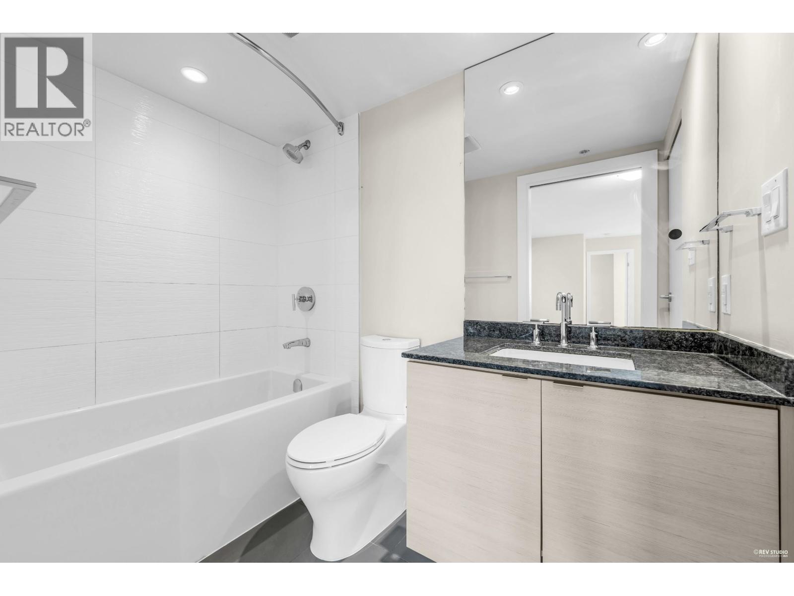 2203 488 Sw Marine Drive, Vancouver, British Columbia  V5X 0C6 - Photo 11 - R3073206