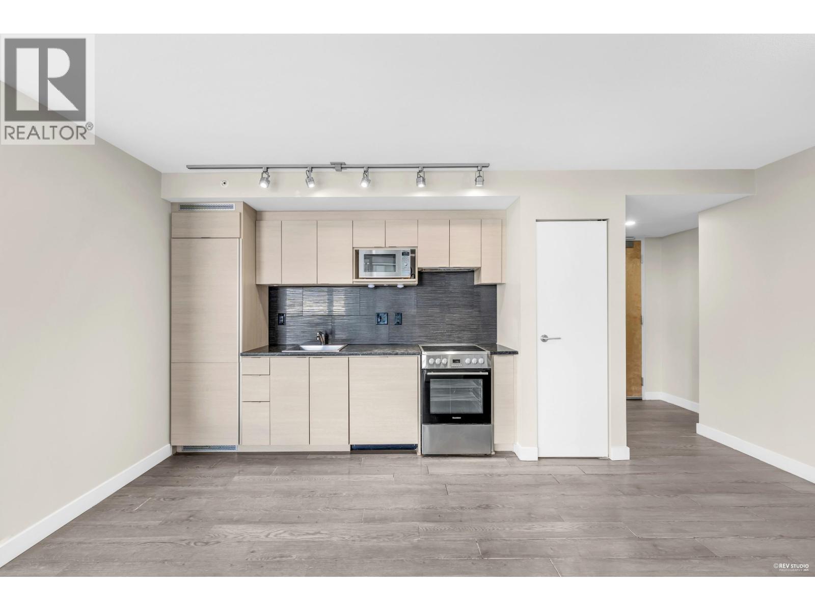 2203 488 Sw Marine Drive, Vancouver, British Columbia  V5X 0C6 - Photo 7 - R3073206