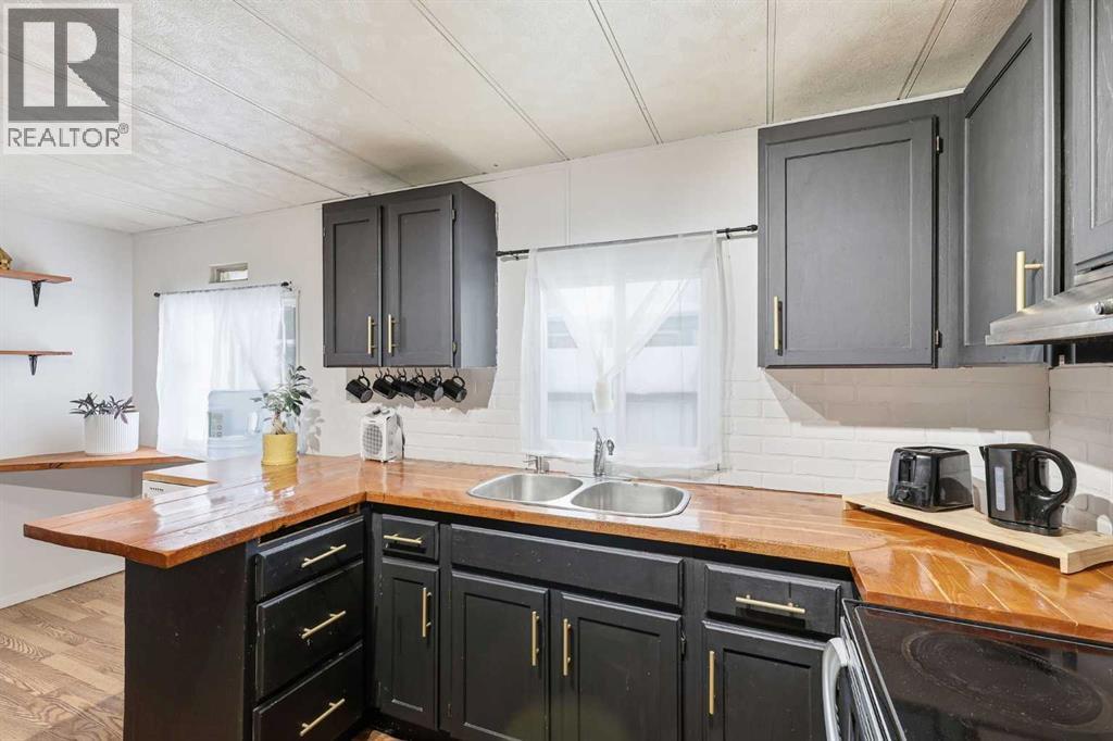 99, 3223 83 Street Nw, Calgary, Alberta T3B 5P1 - Photo 15 - A2273975