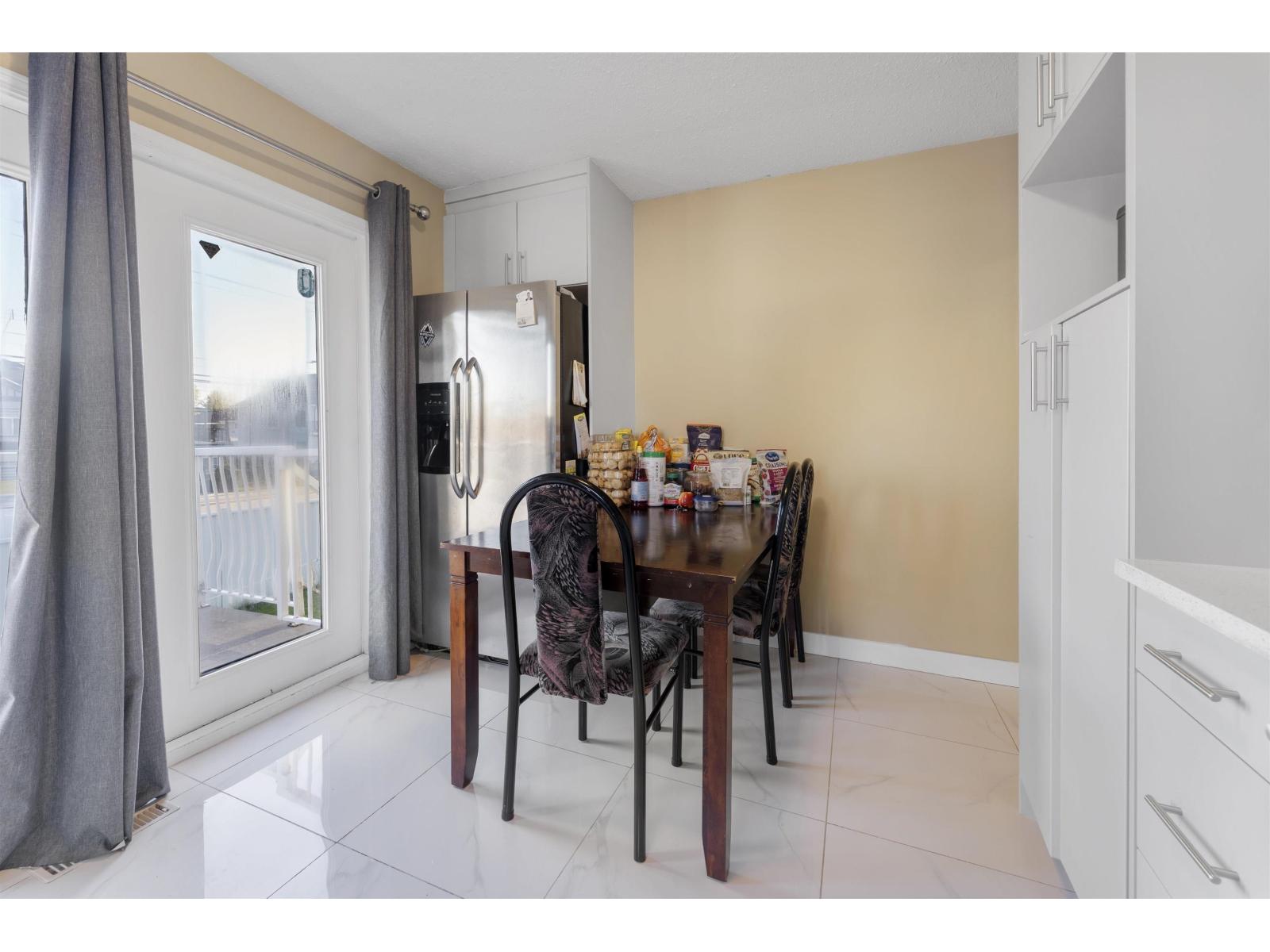 12248 80a Avenue, Surrey, British Columbia  V3W 7R8 - Photo 11 - R3073190