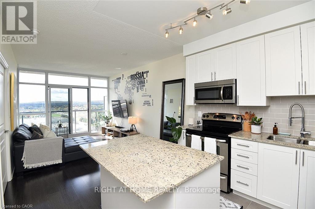 1705 - 1940 Ironstone Drive, Burlington, Ontario  L7L 0E4 - Photo 16 - W12616416