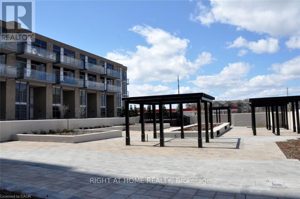 1705 - 1940 Ironstone Drive, Burlington, Ontario  L7L 0E4 - Photo 42 - W12616416