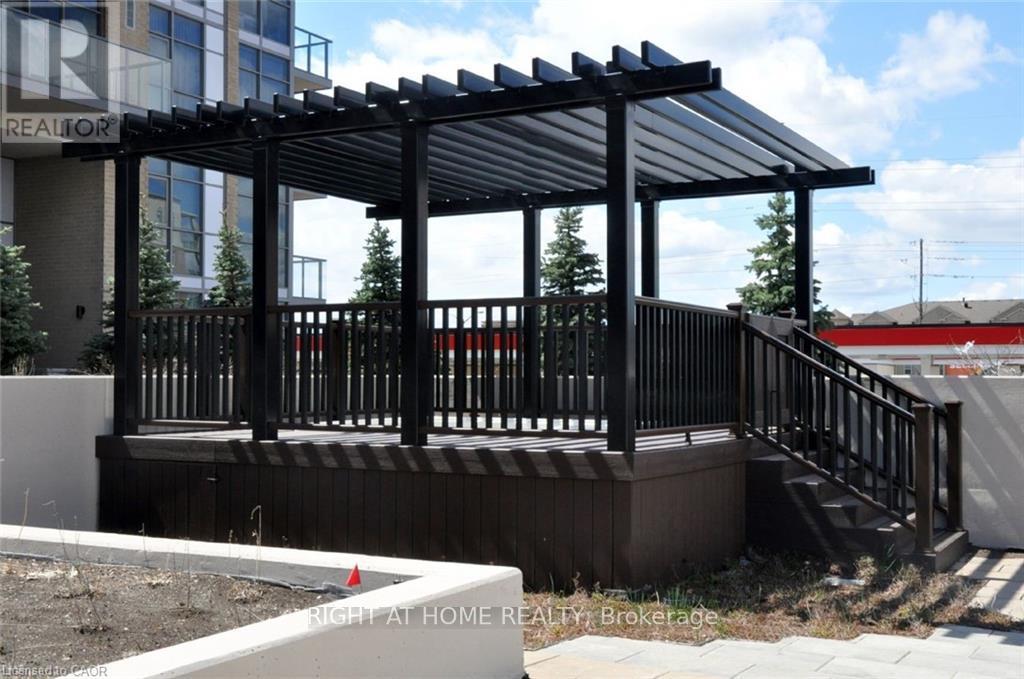 1705 - 1940 Ironstone Drive, Burlington, Ontario  L7L 0E4 - Photo 43 - W12616416