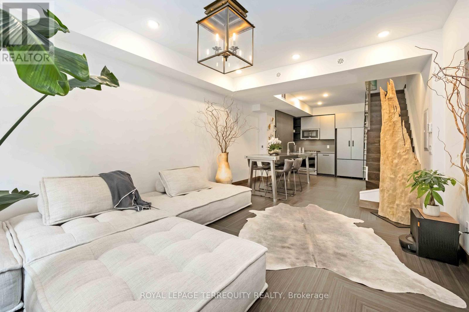 30 - 3 ELSIE LANE, Toronto, Ontario