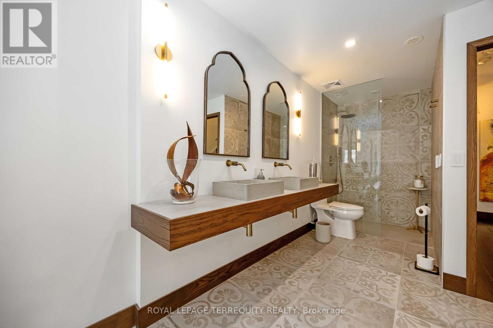 30 - 3 Elsie Lane, Toronto, Ontario  M6P 0B8 - Photo 18 - W12616418