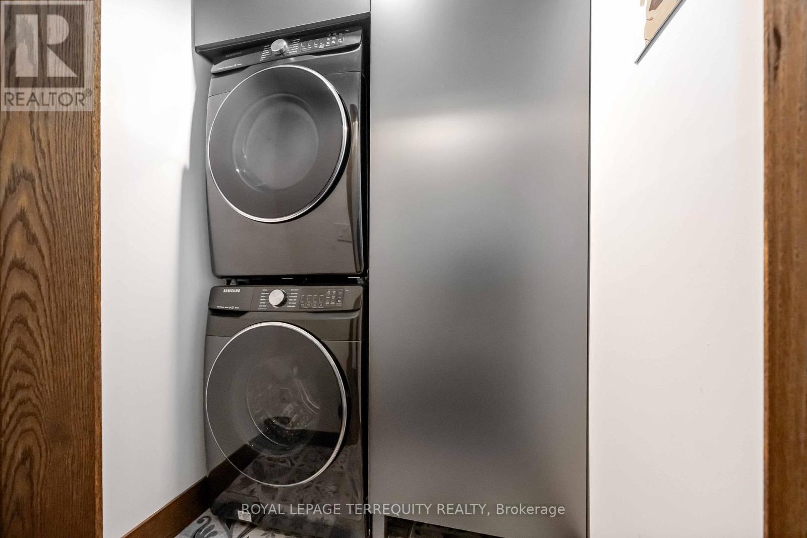 30 - 3 Elsie Lane, Toronto, Ontario  M6P 0B8 - Photo 19 - W12616418