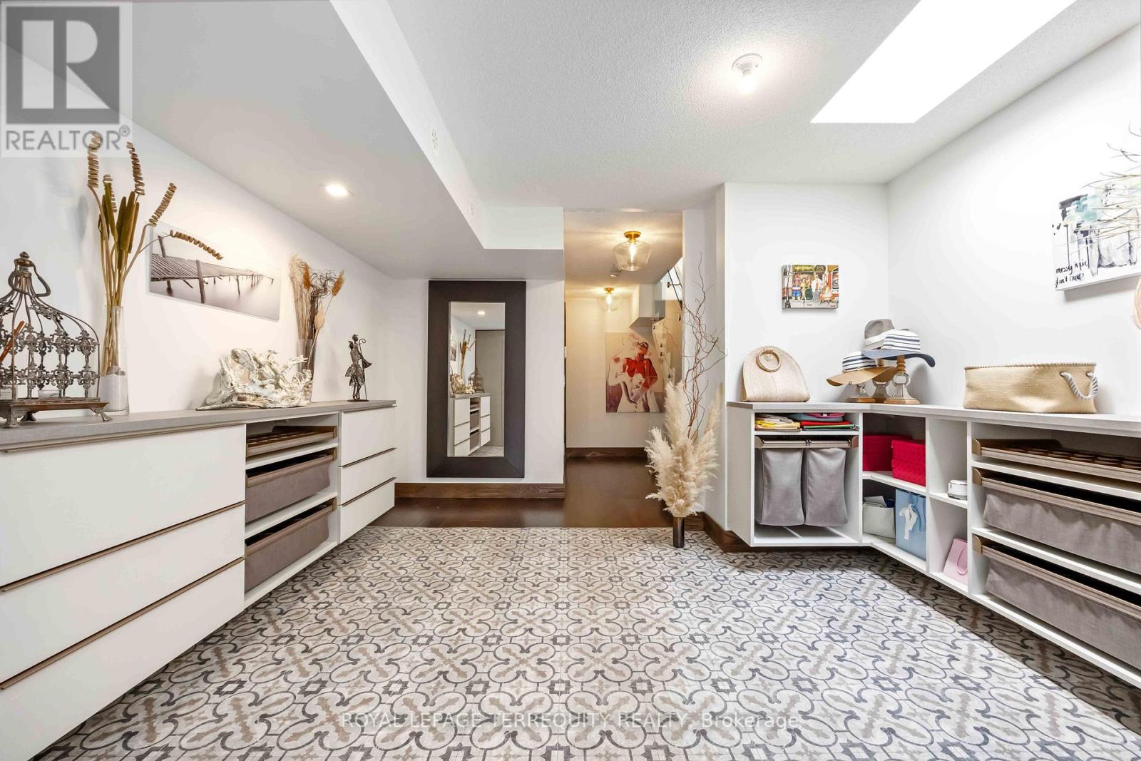 30 - 3 Elsie Lane, Toronto, Ontario  M6P 0B8 - Photo 24 - W12616418