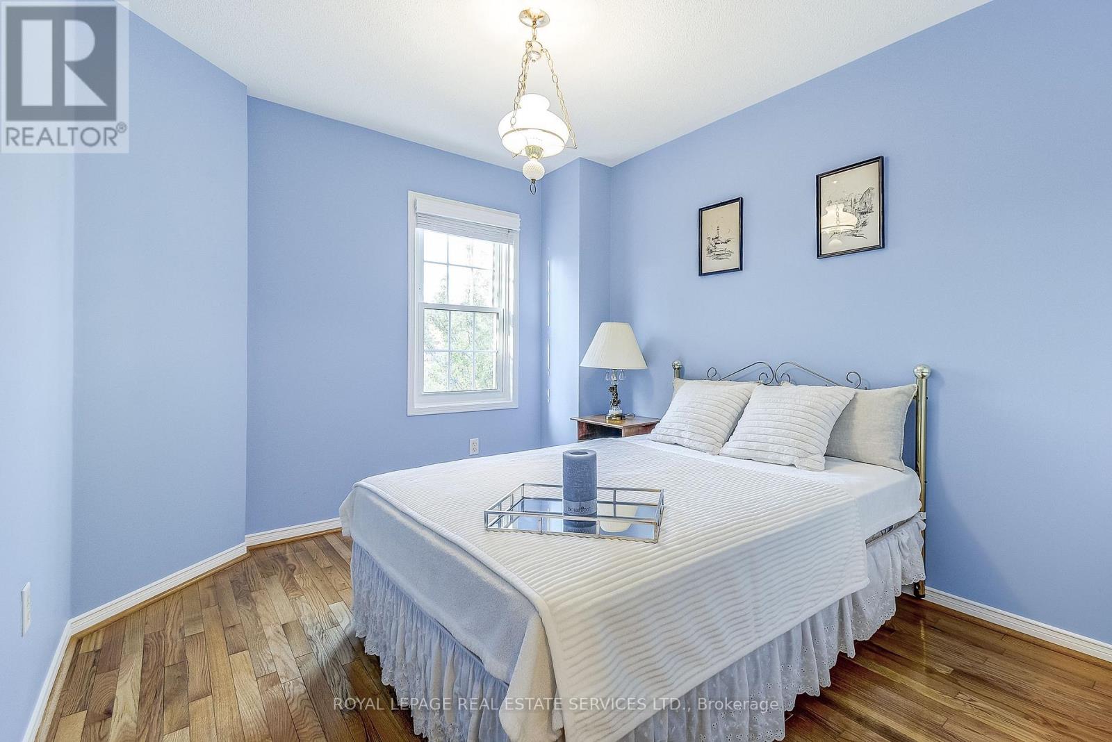 200 Glenashton Drive, Oakville, Ontario  L6H 6H6 - Photo 25 - W12616426