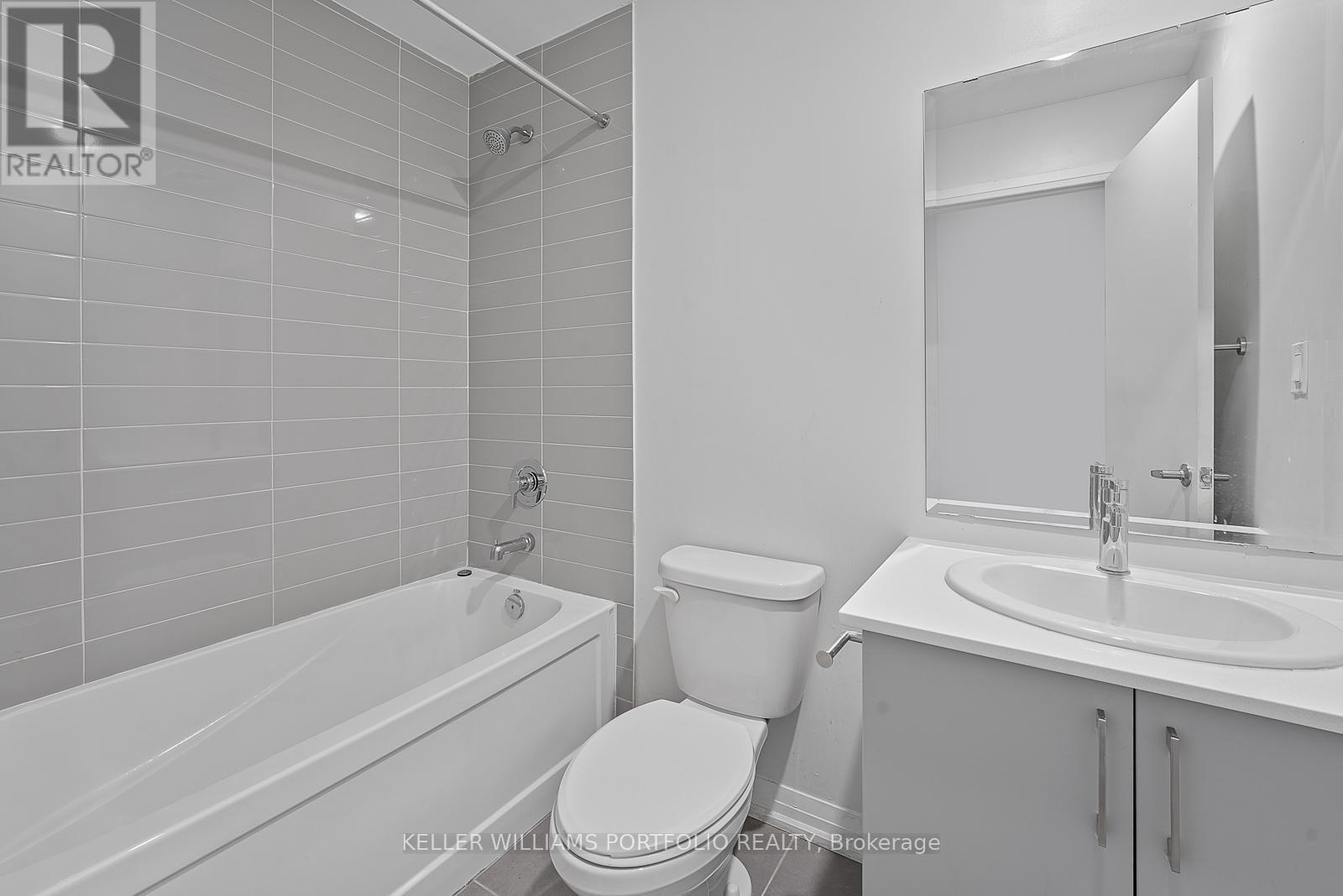 245 - 1145 Journeyman Lane, Mississauga, Ontario  L5J 0B5 - Photo 17 - W12616450