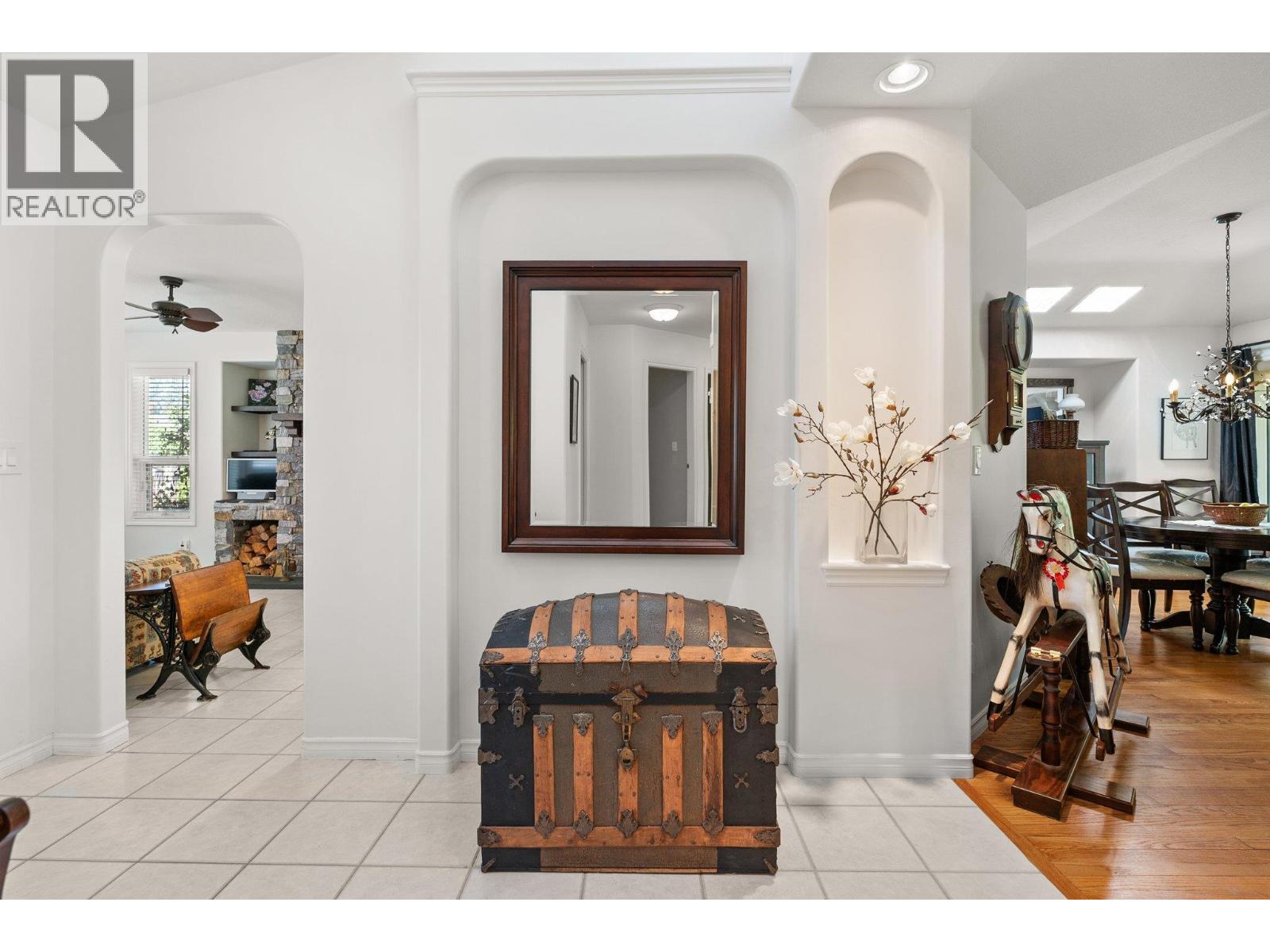 3889 Gallaghers Grange, Kelowna, British Columbia  V1W 3Z9 - Photo 5 - 10365510