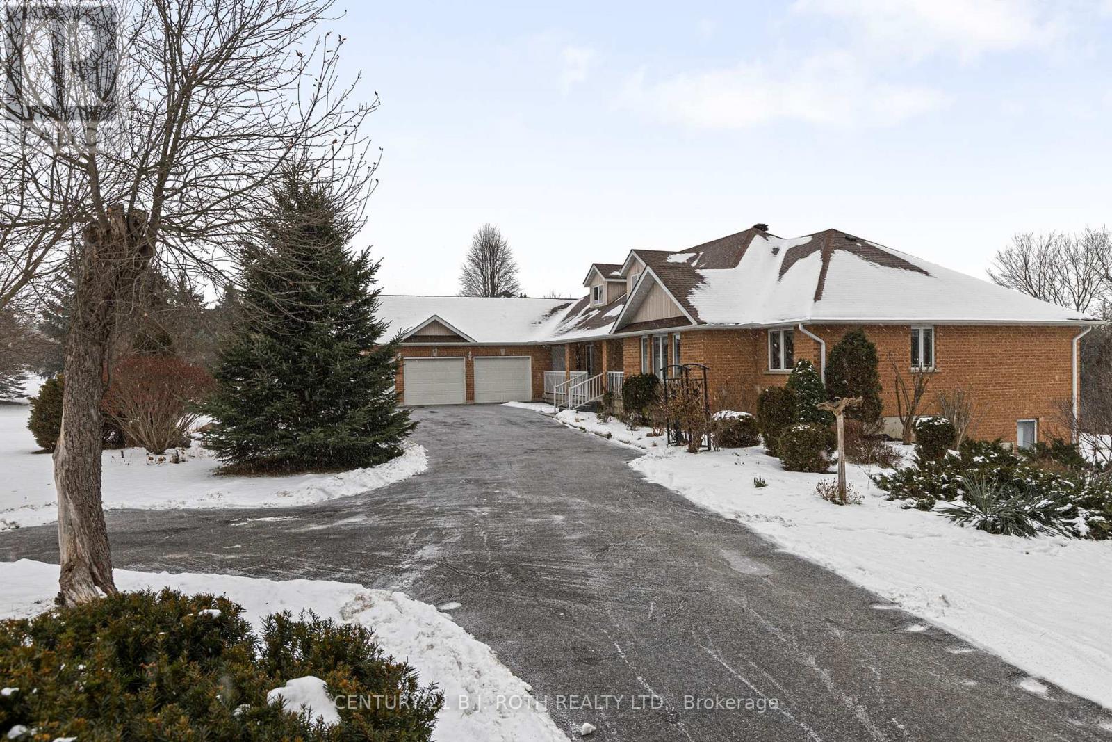 30 Tecumseth Heights Drive, New Tecumseth, Ontario L0G 1W0 - Photo 2 - N12572046
