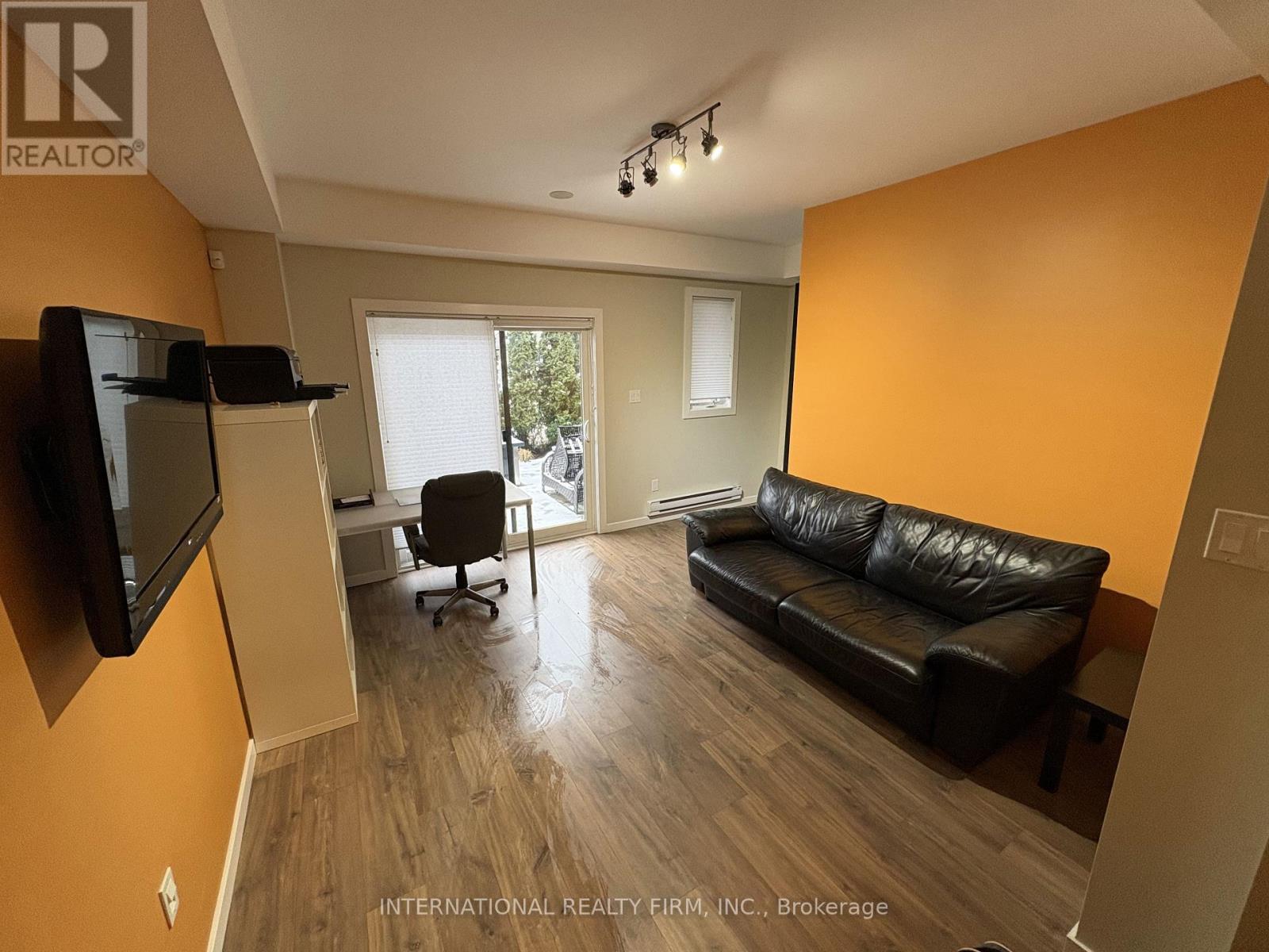 286 Vellwood Common, Oakville, Ontario  L6L 0E8 - Photo 21 - W12615570