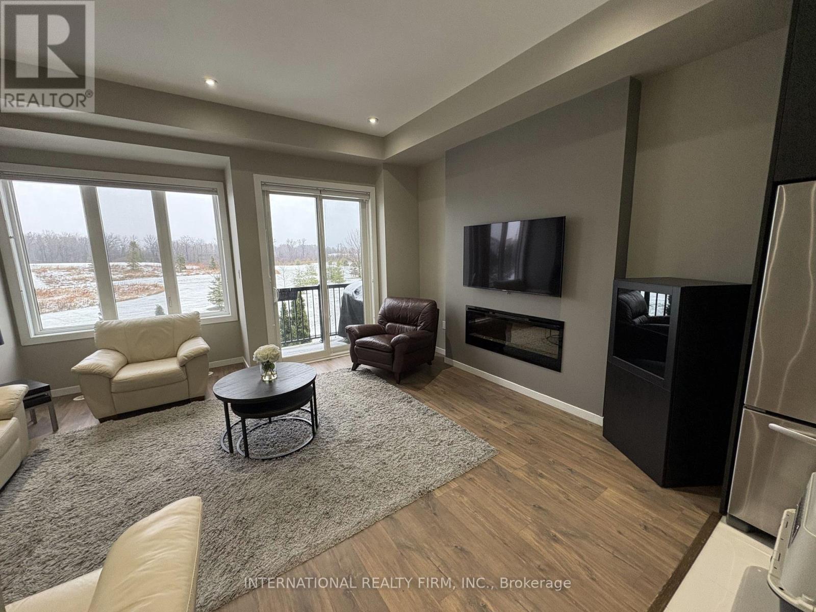 286 Vellwood Common, Oakville, Ontario  L6L 0E8 - Photo 9 - W12615570