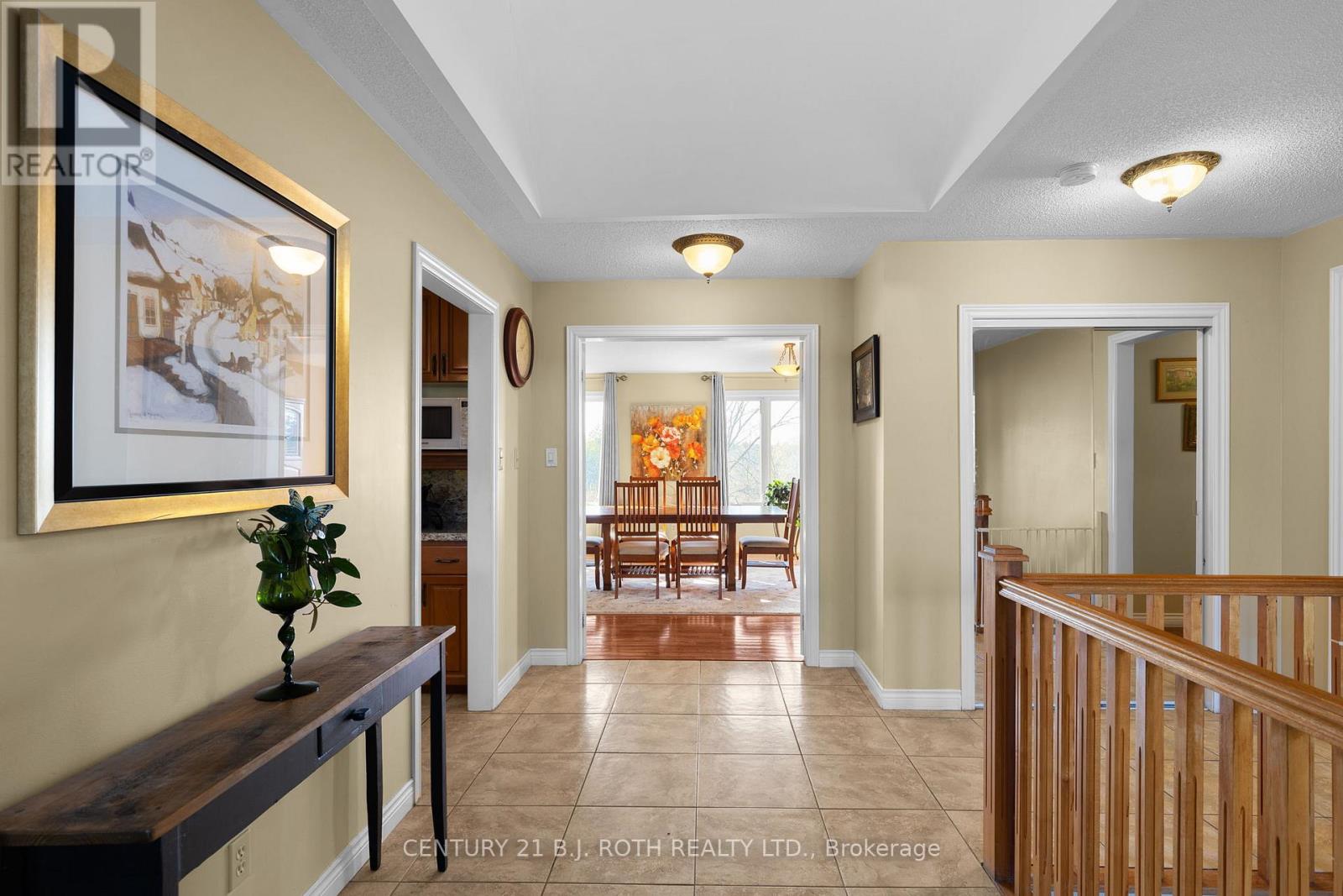 30 Tecumseth Heights Drive, New Tecumseth, Ontario L0G 1W0 - Photo 6 - N12572046