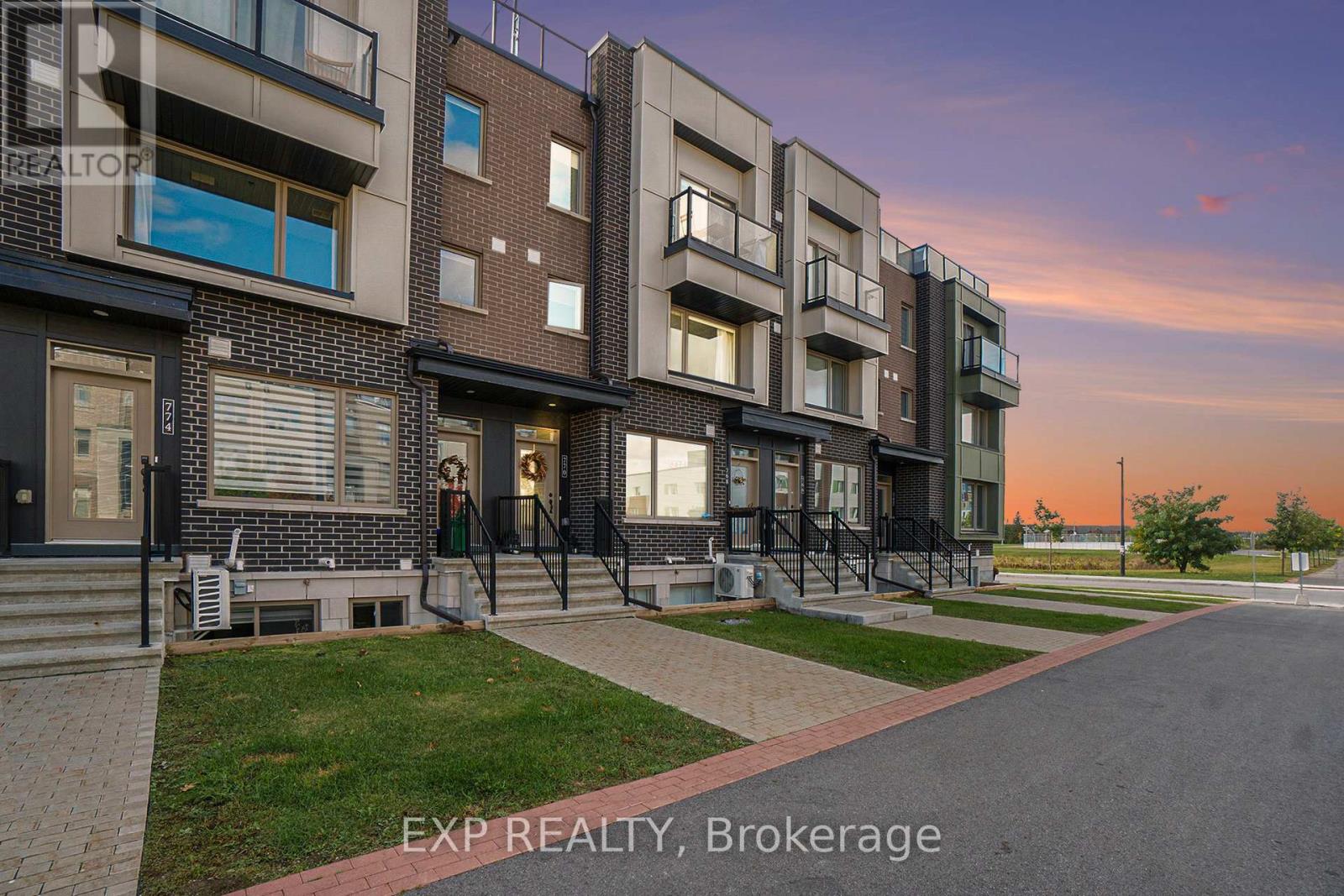 770 MIKINAK ROAD, Ottawa, Ontario